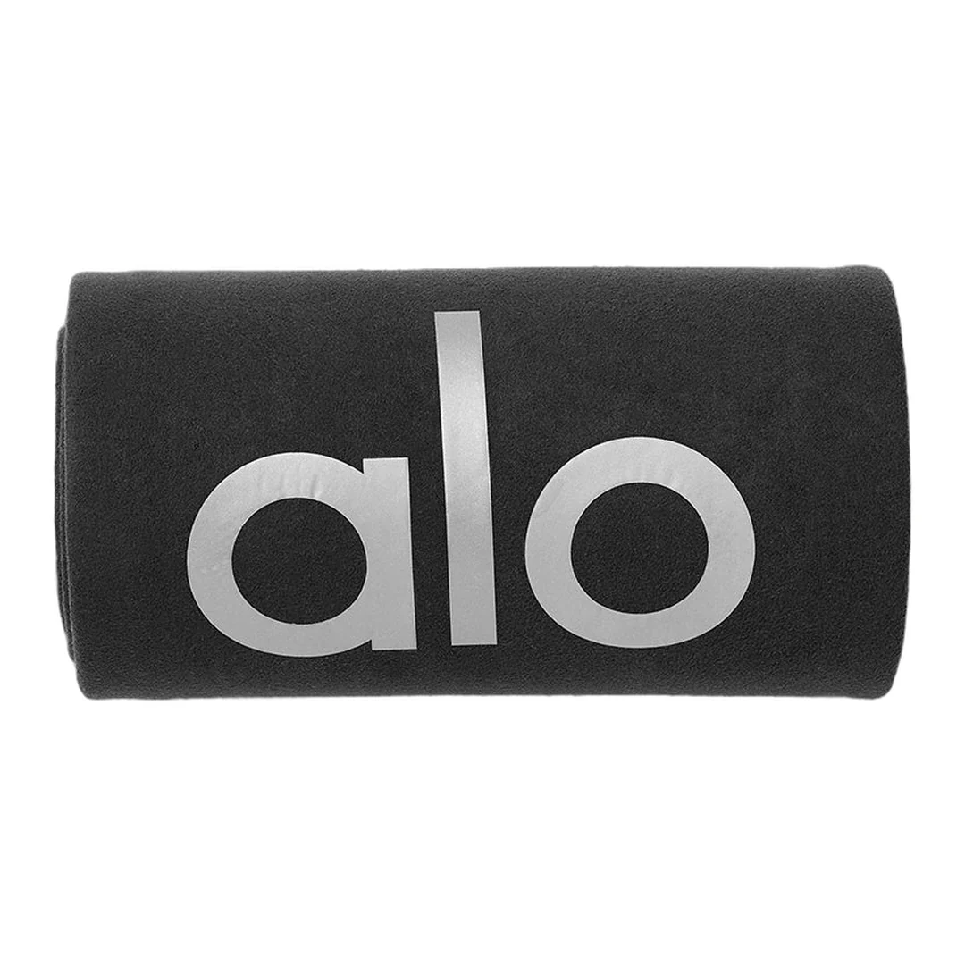 alo Grounded No-Slip Towel - Black - Image 4