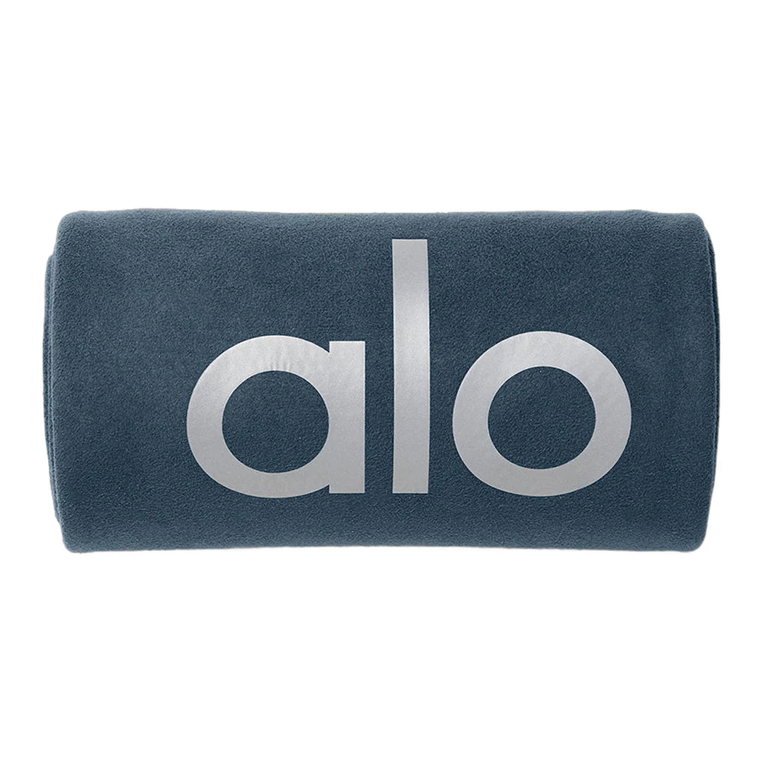 alo Grounded No-Slip Towel - Eclipse - Image 4