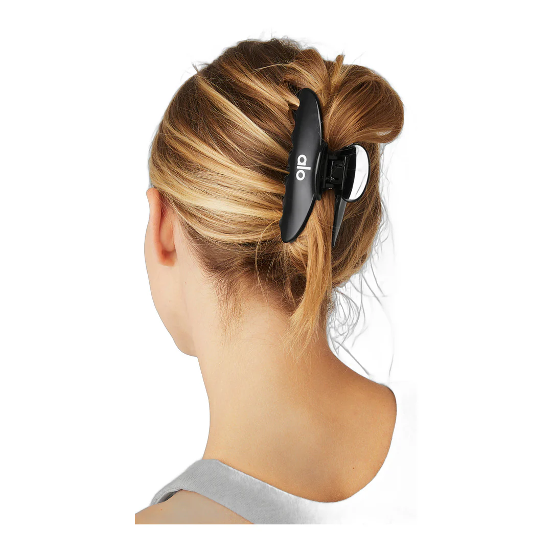 alo 90's Claw Clip - Black - Image 4
