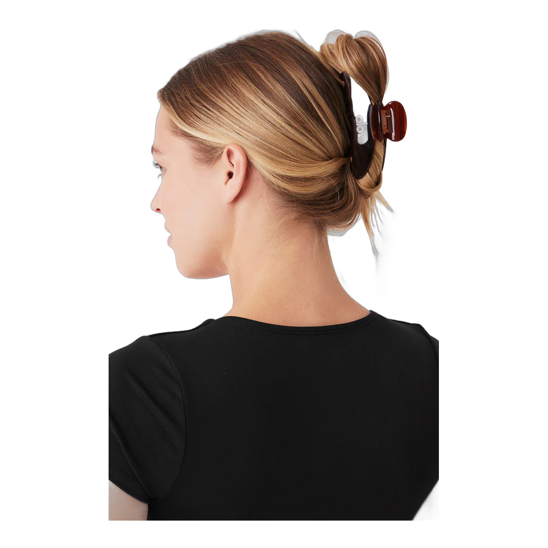 alo 90's Claw Clip - Brown Tortoise - Image 4