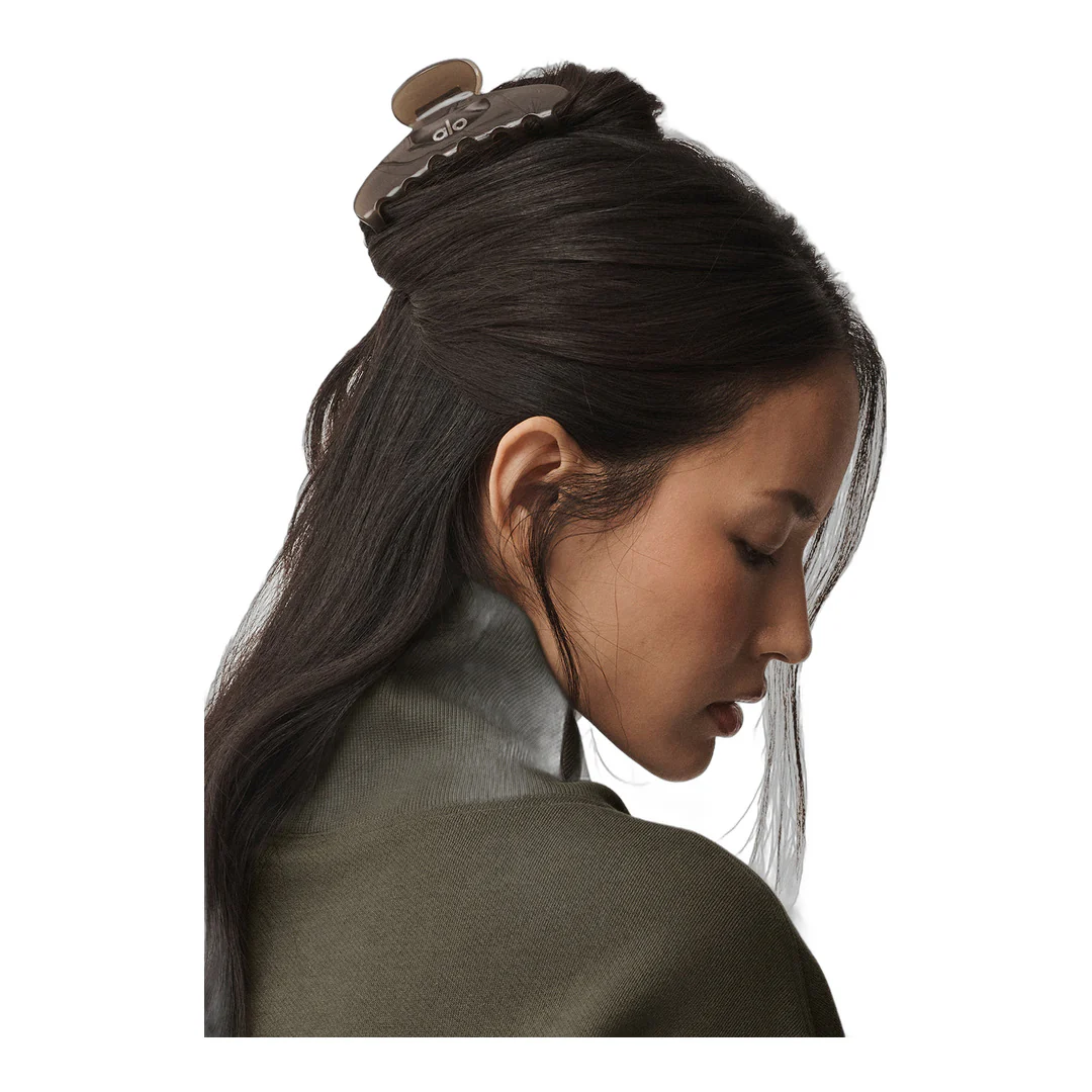 alo 90's Claw Clip - Olive Tree Clear