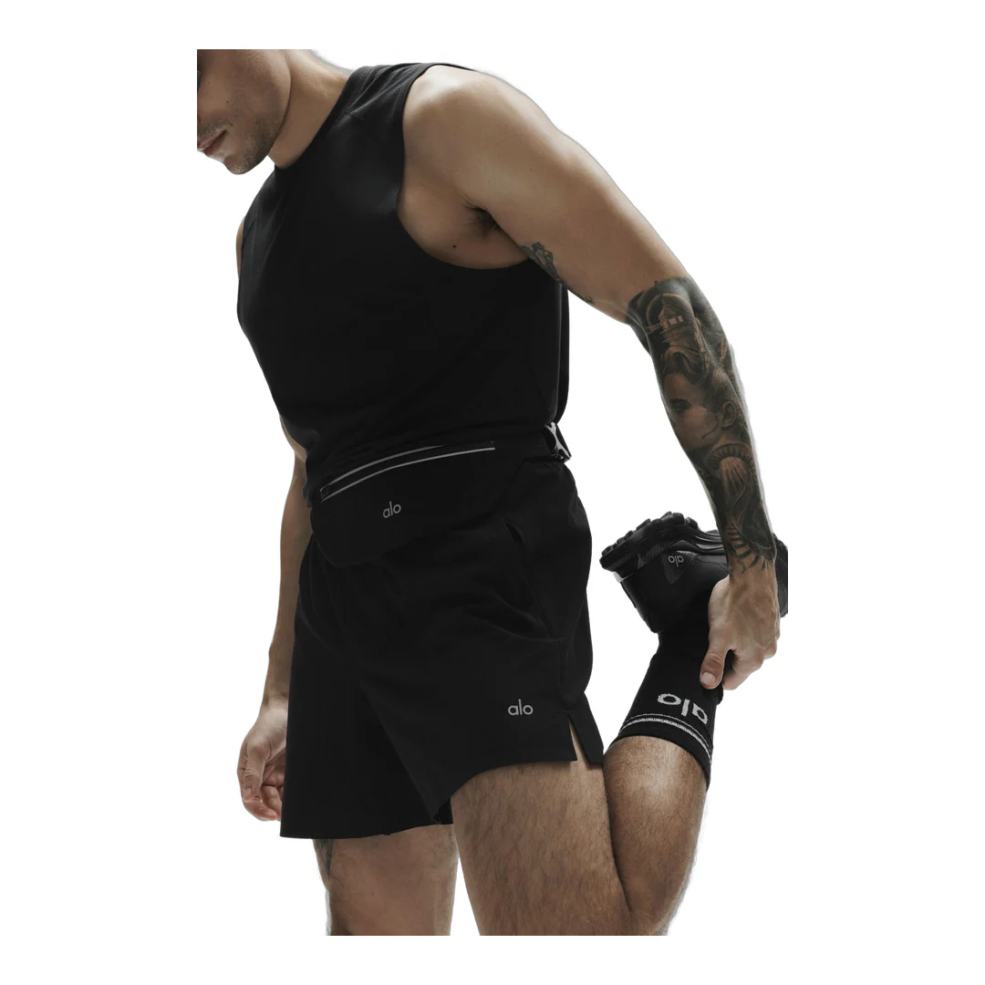 alo Stride Running Belt - Black - Image 2