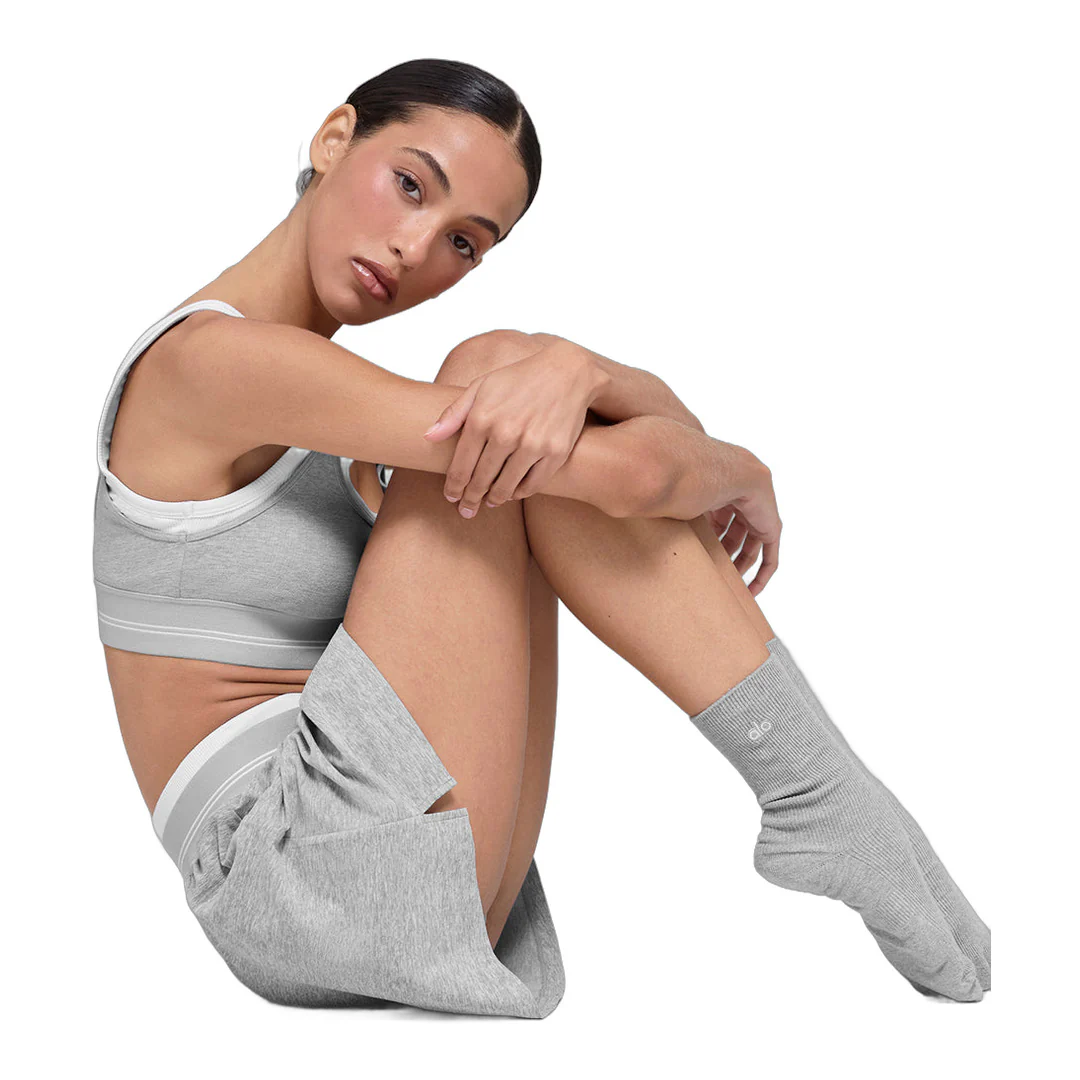 alo Unisex Half-Crew Understated Sock - Athletic Heather Grey - Image 2