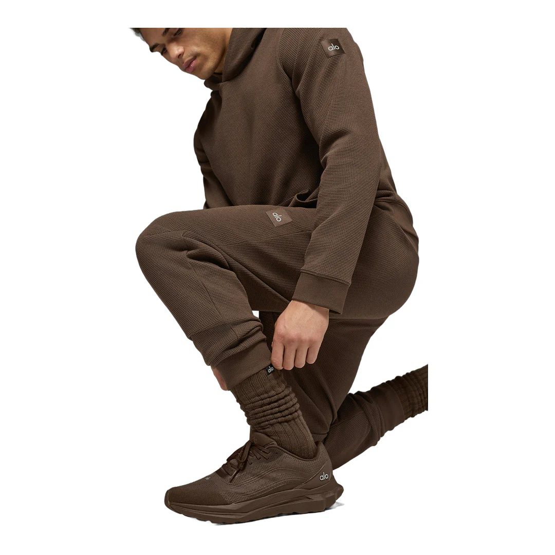 alo Unisex Scrunch Sock - Espresso - Image 3