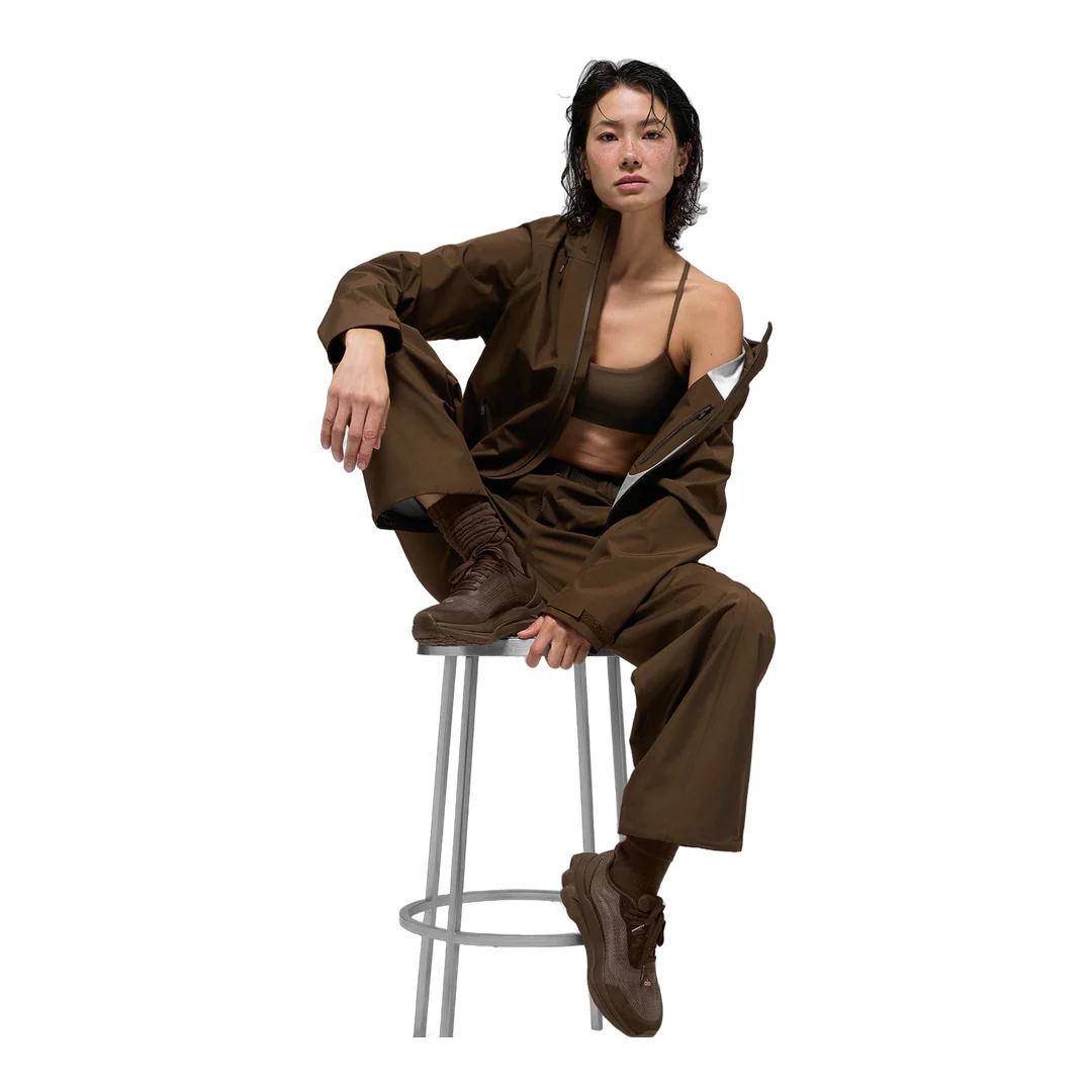 alo Alpha Shell Jacket - Espresso - Image 4