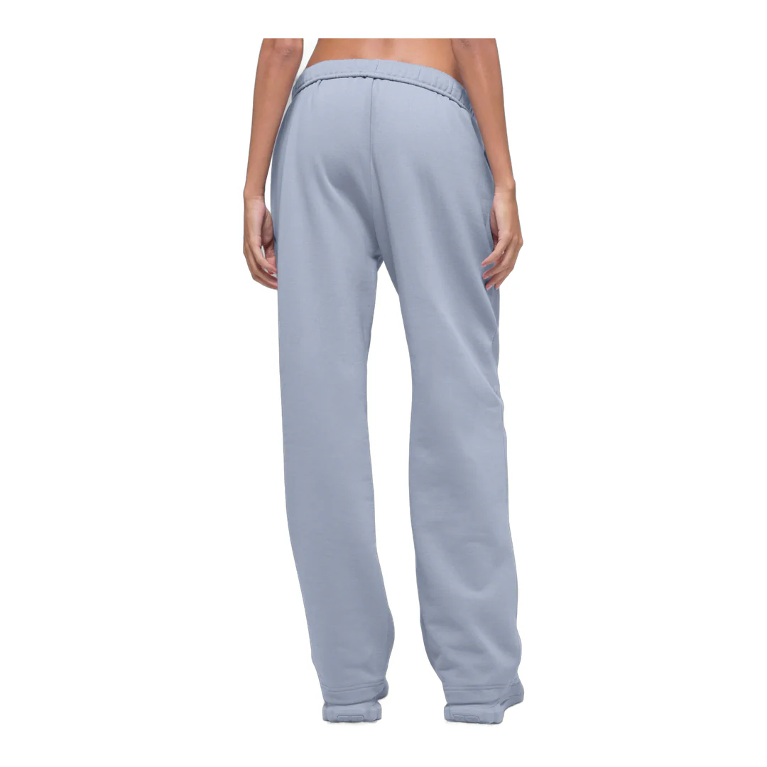 alo Accolade Straight Leg Sweatpant - Winter Frost - Image 2