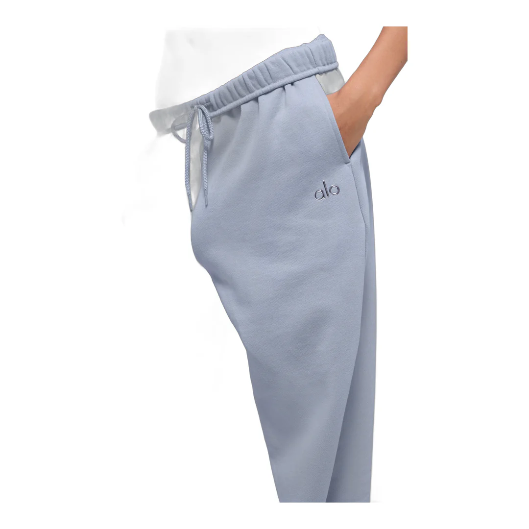 alo Accolade Straight Leg Sweatpant - Winter Frost - Image 3
