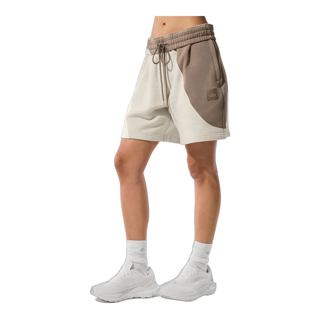 alo 7" Make Waves Short - Ivory/Bone/Gravel - Image 5