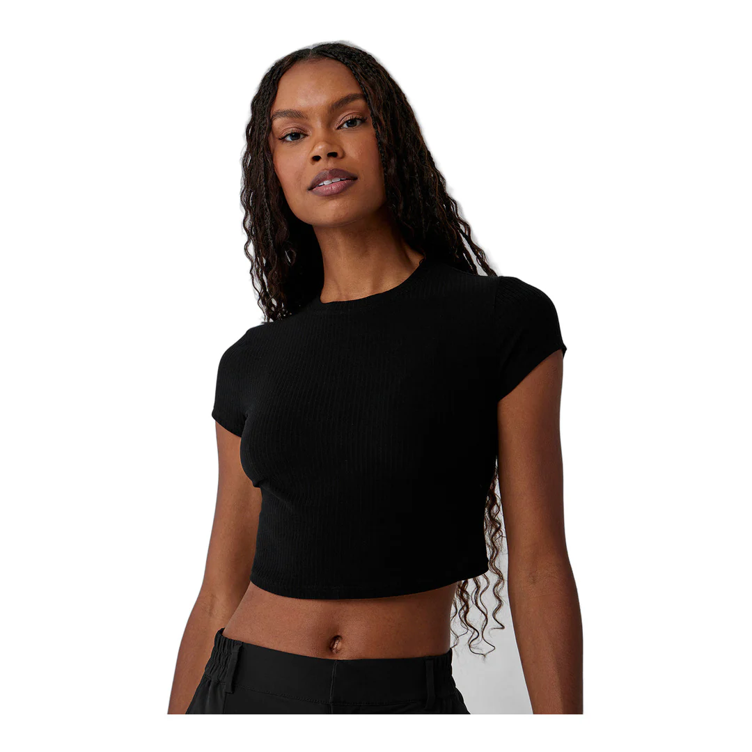 alo Ribbed Sea Coast Cropped Short Sleeve Tee - Black - Image 4