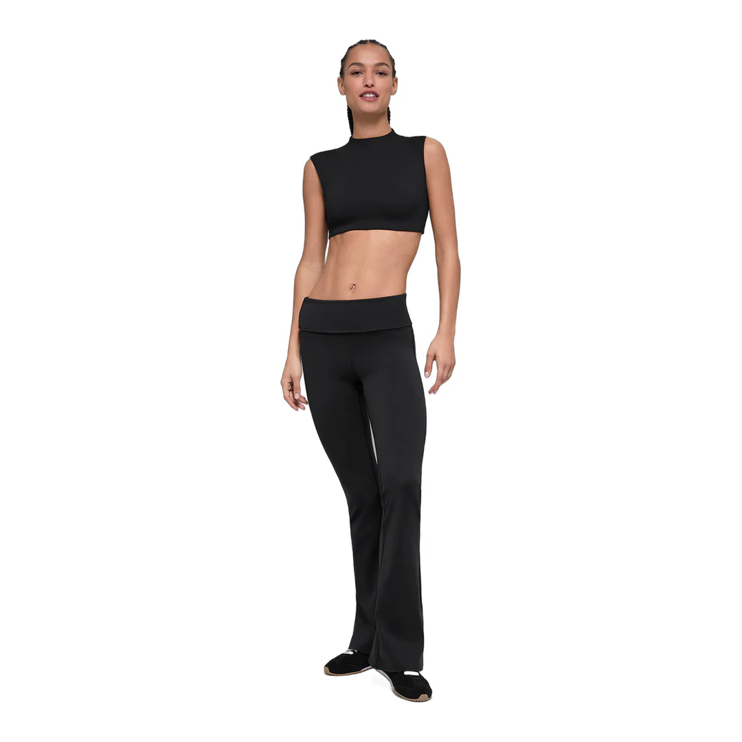 alo ALO Softsculpt Capped Out Short Sleeve - Black - Image 4