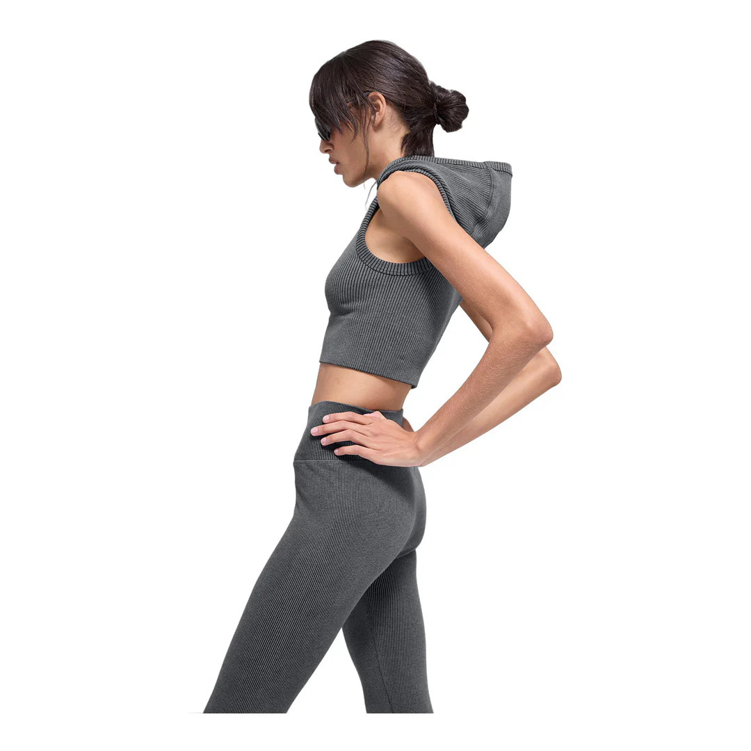 alo Seamless Two Tone Rib Hooded Vest - Dark Misty Grey Heather - Image 4