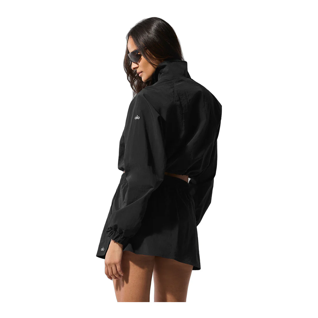 alo Cropped 1/4 Zip Alumni Pullover - Black - Image 4