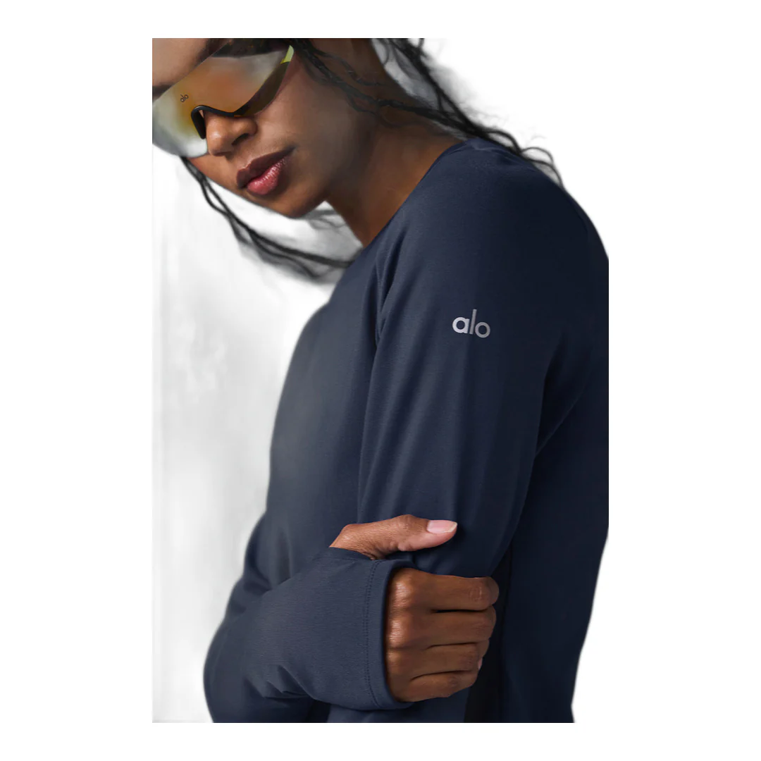 alo Airbrush Winter Warm Nocturne Long Sleeve - Navy - Image 5