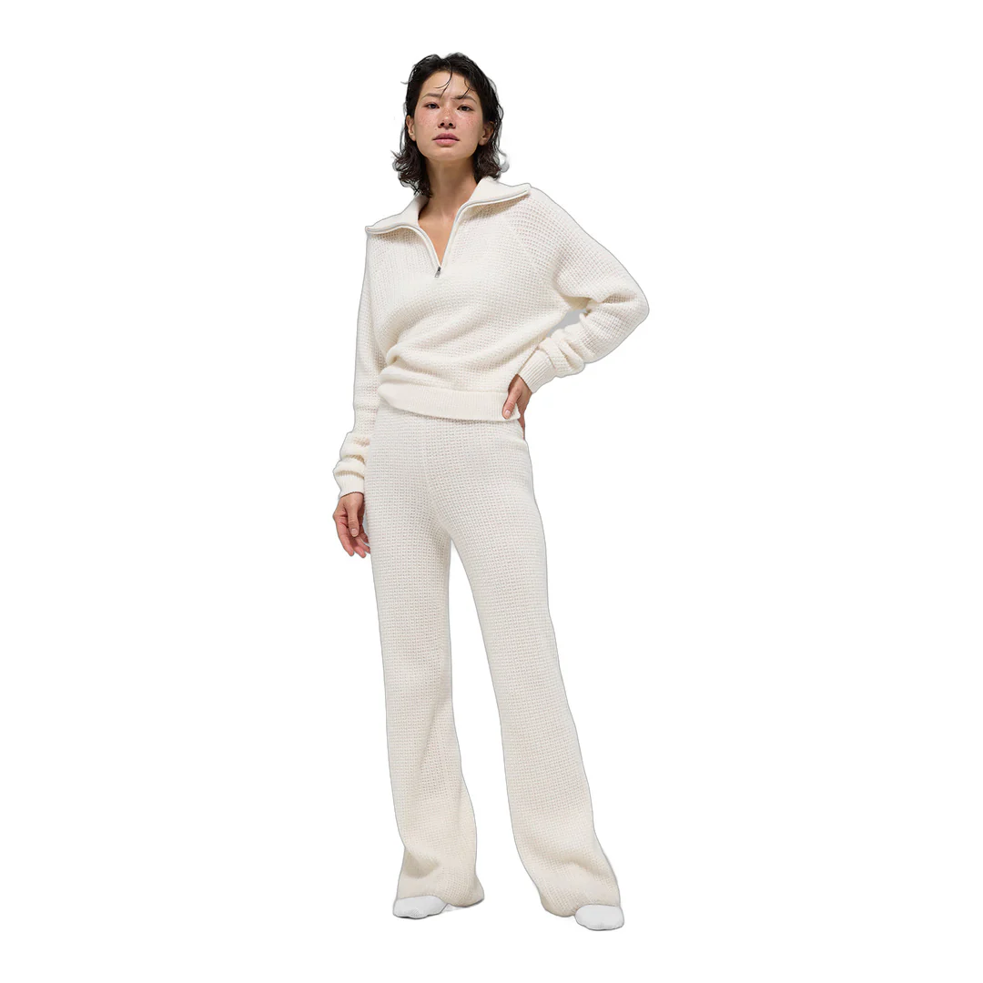 alo Cashmere Plush Waffle 1/4 Zip Pullover - Ivory - Image 4
