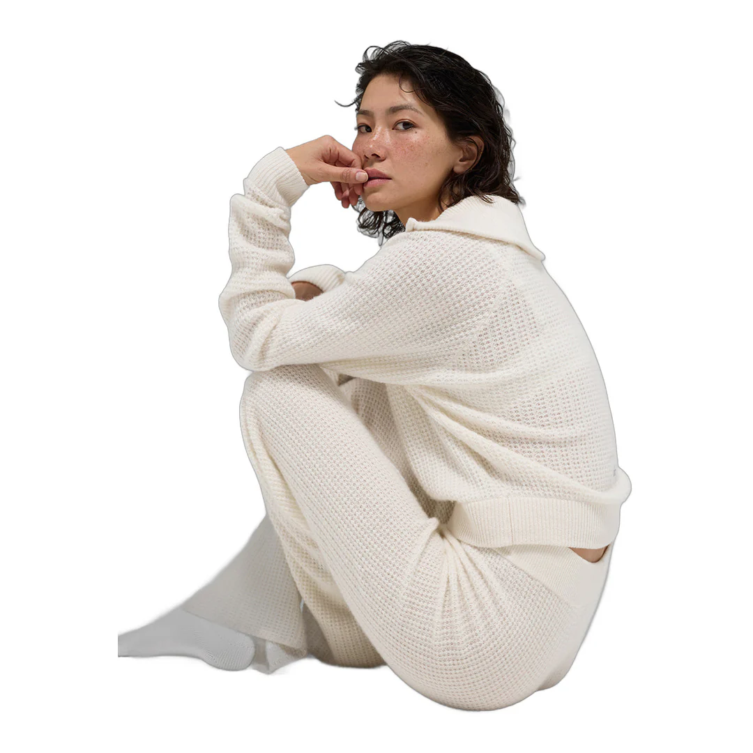 alo Cashmere Plush Waffle 1/4 Zip Pullover - Ivory - Image 5