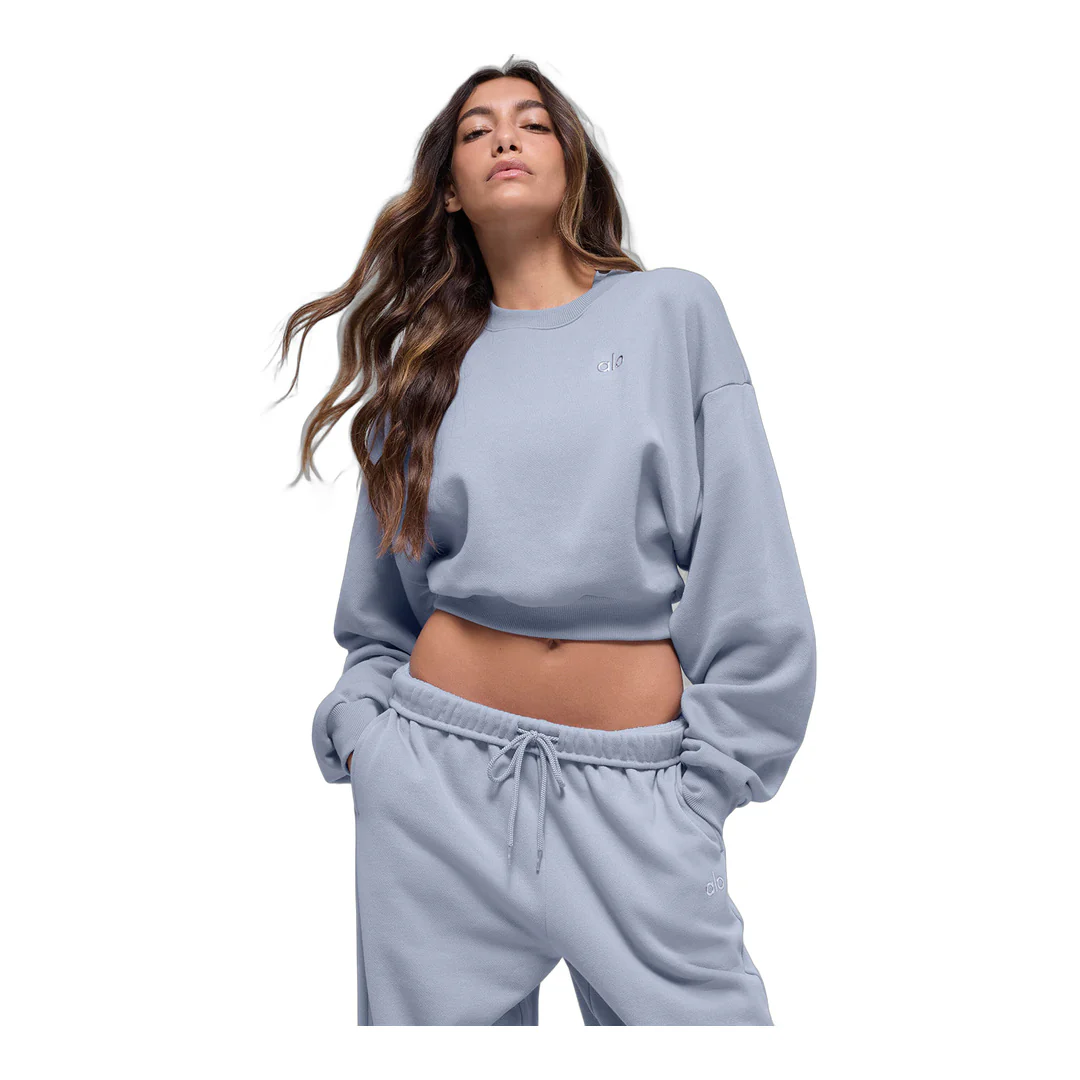 alo Cropped Accolade Crewneck - Winter Frost - Image 4