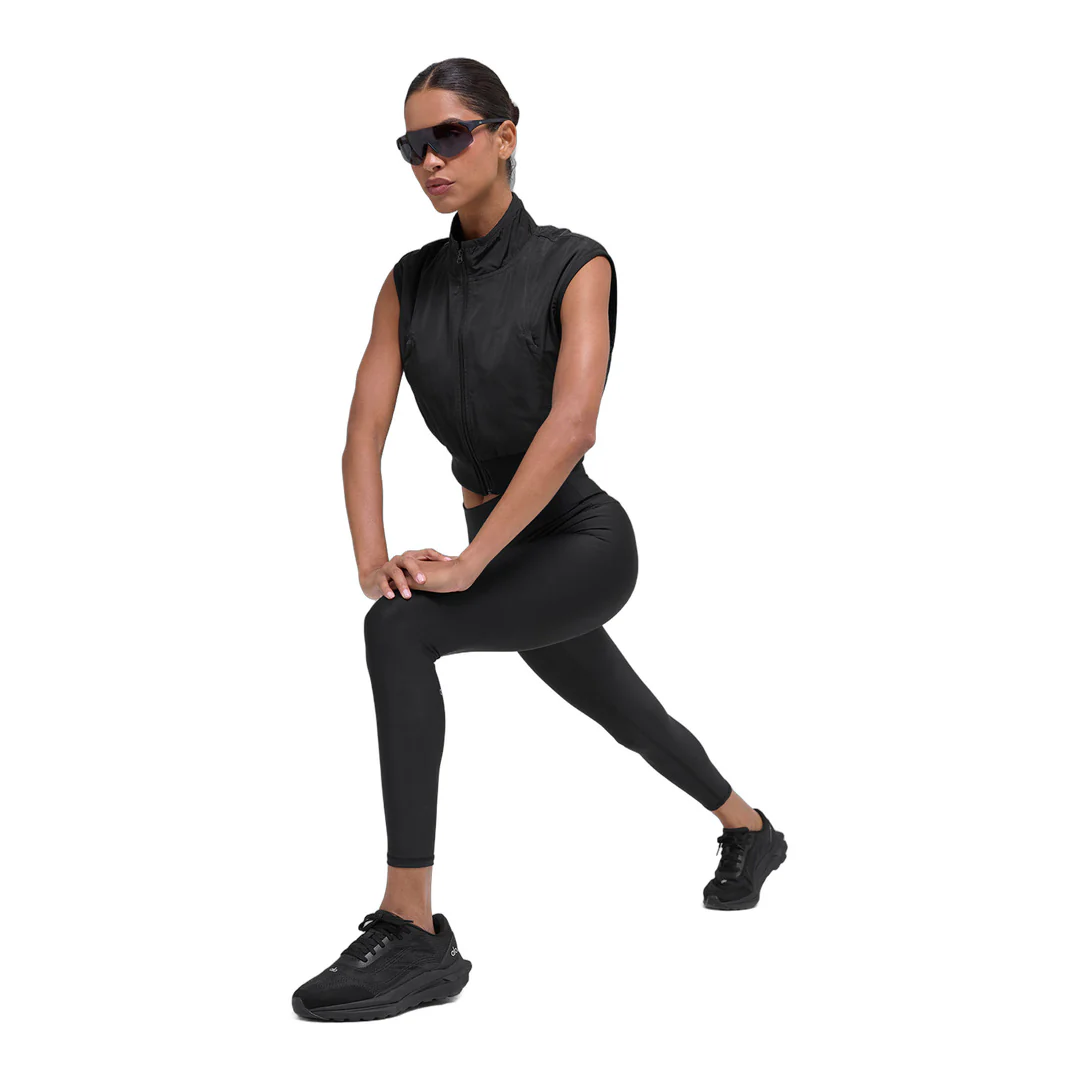 alo In Motion Vest - Black - Image 4
