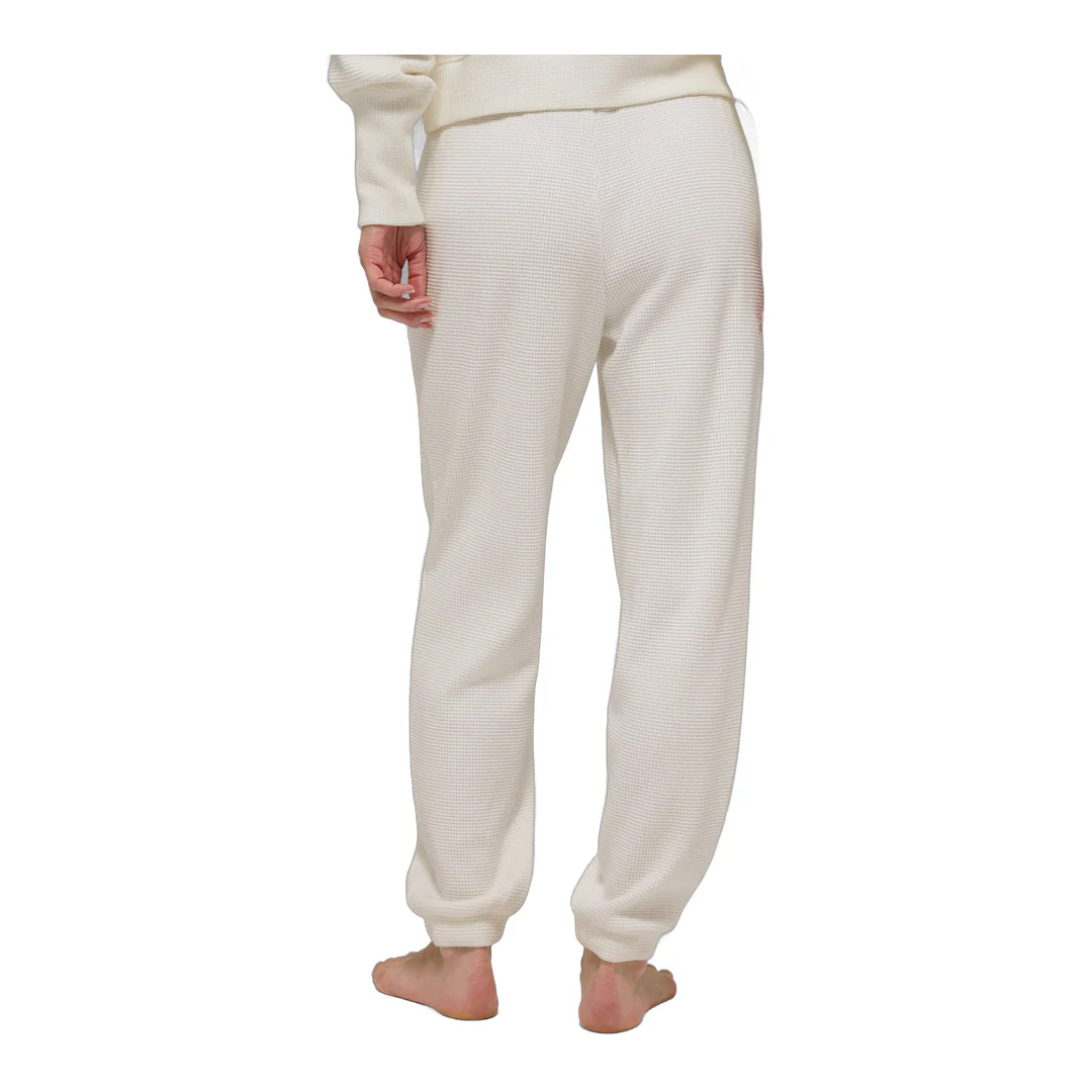 alo Waffle Weekend Escape Jogger - Ivory - Image 4