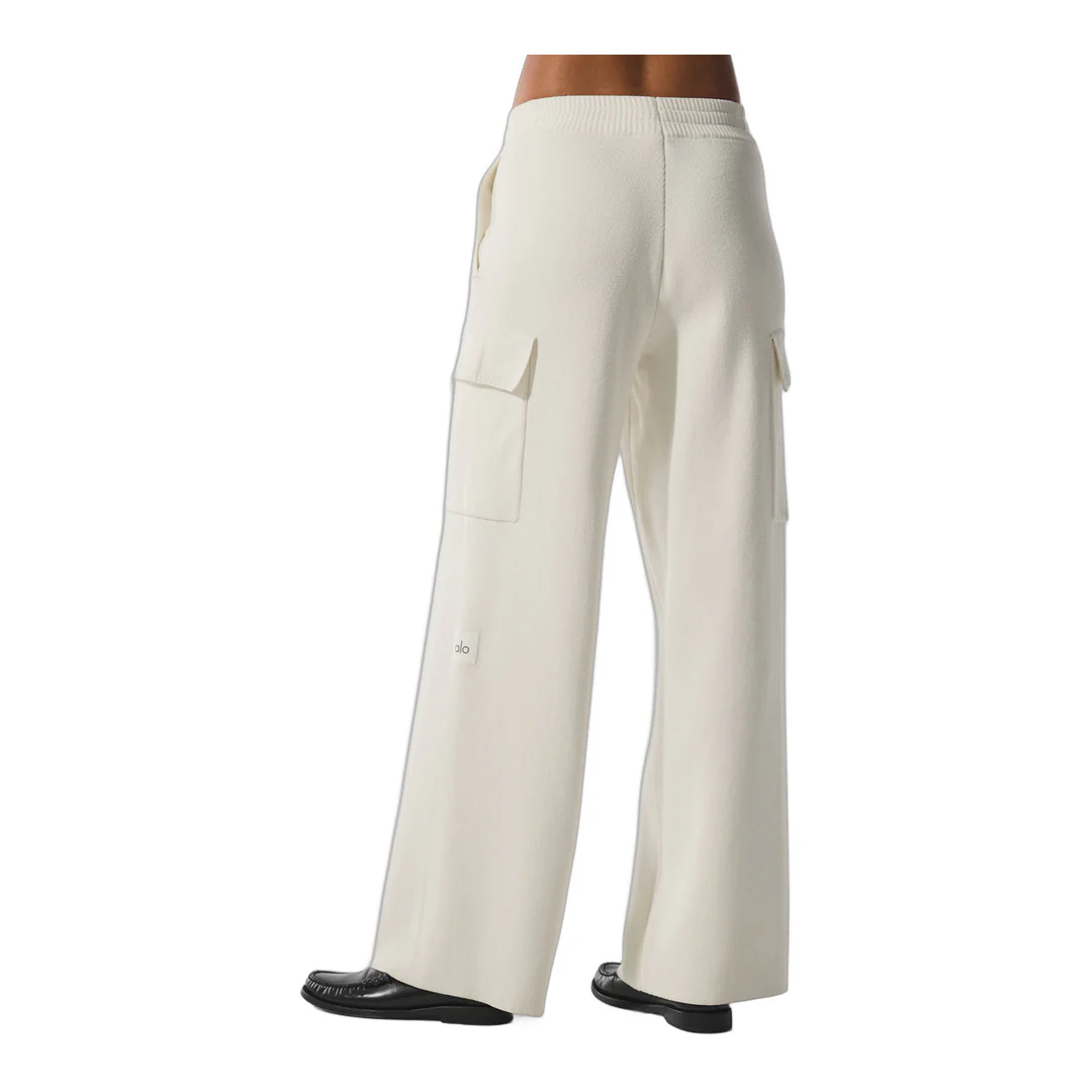 alo Scholar Knit High-Waist Cargo Pant - Ivory - Image 3