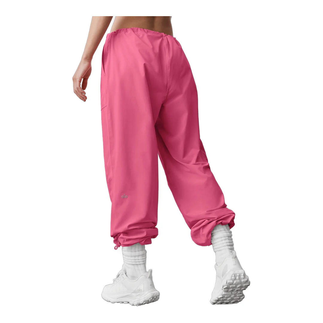 alo Low Rise Megastar Cargo Pant - Paradise Pink - Image 2