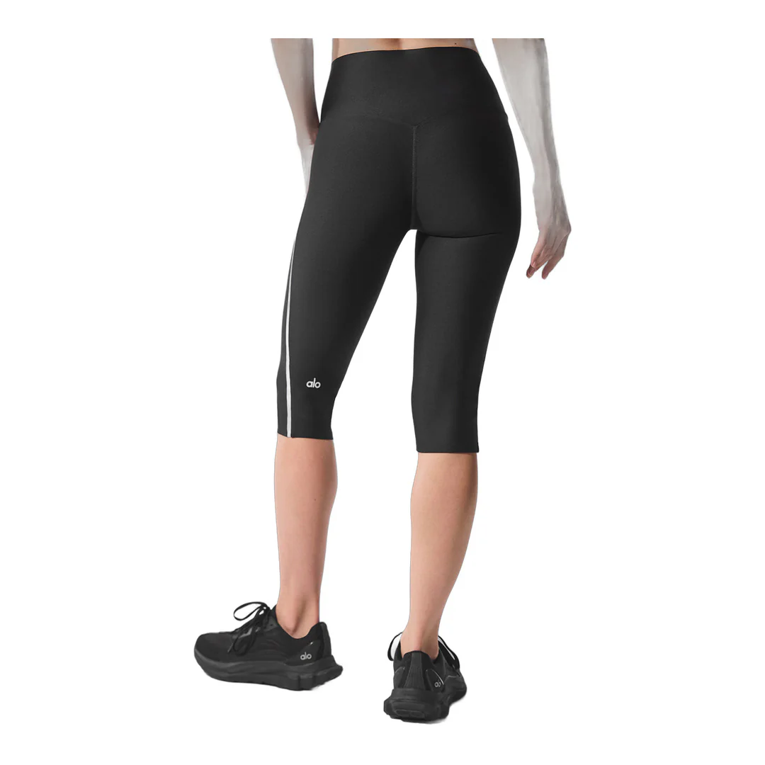 alo Airlift High-Waist Super Sleek Contrast Capri - Black/White - Image 5
