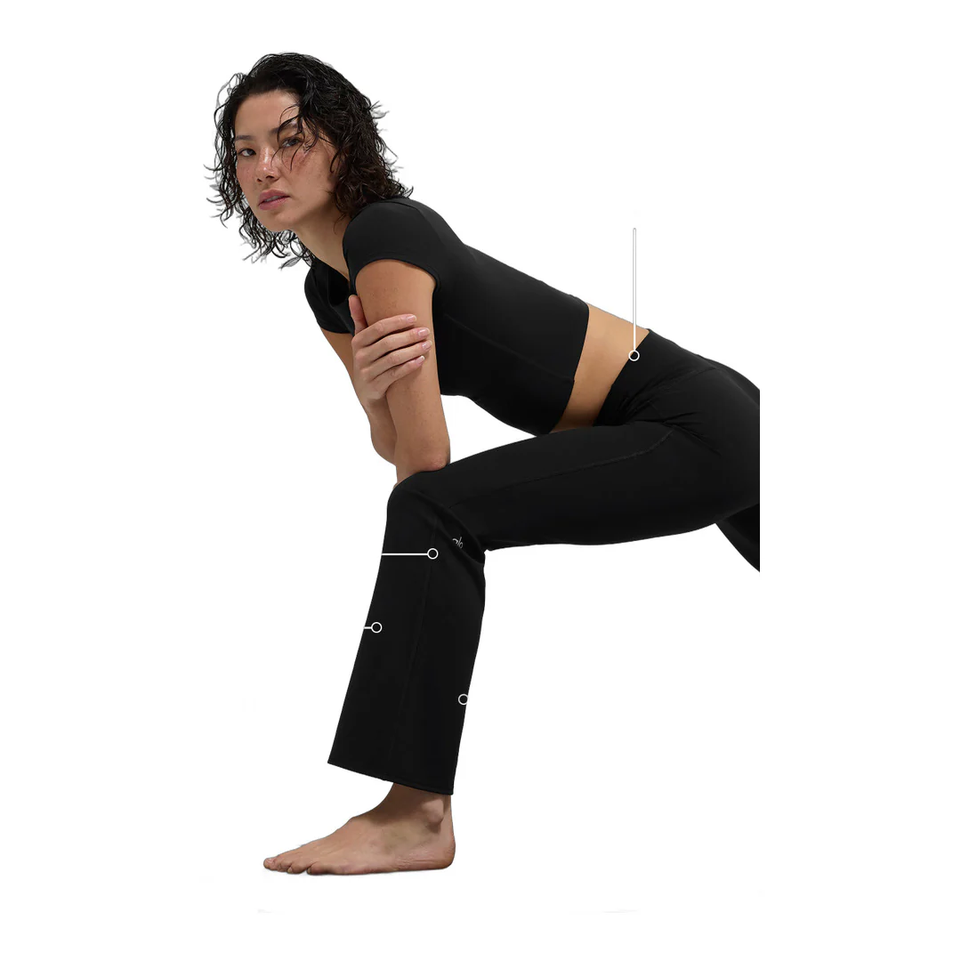 alo ALO Softsculpt High-Waist 7/8 Bootcut Legging - Black - Image 2
