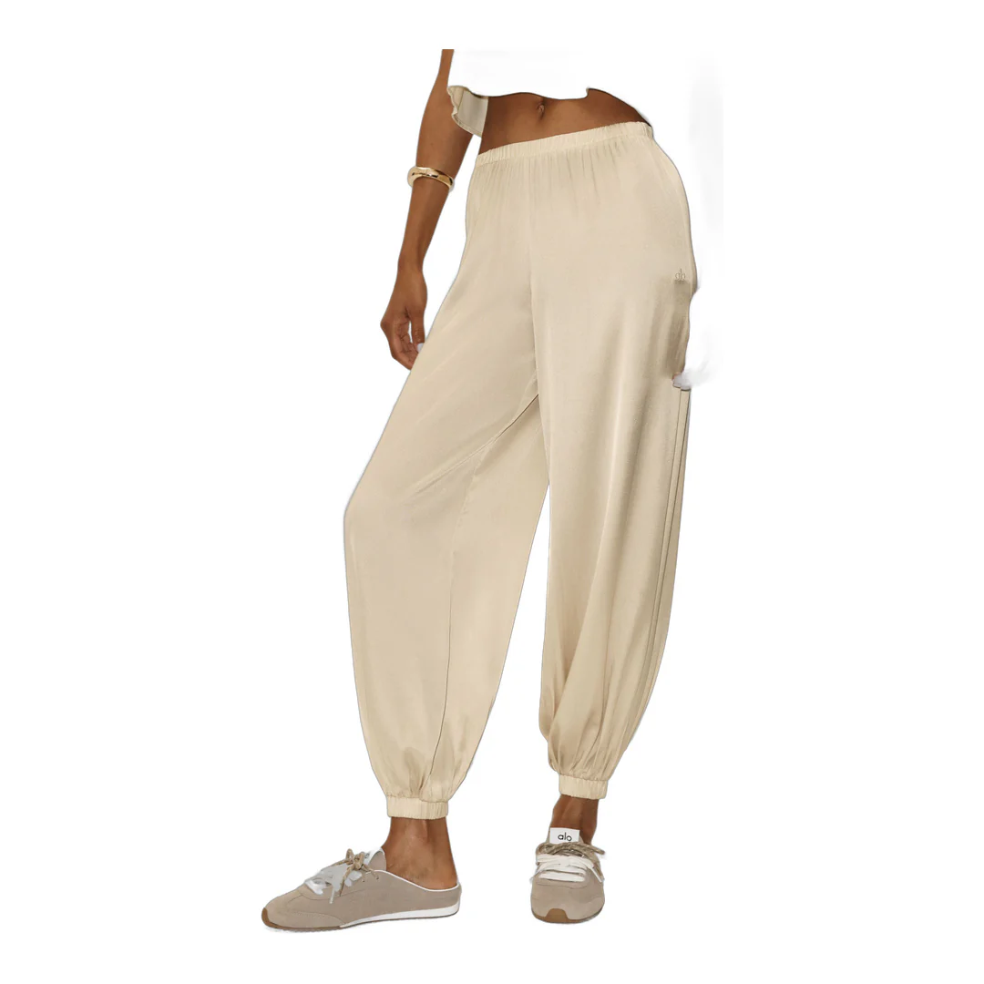 alo Silk Blend High-Waist Radiance Pant - Sandy Beige - Image 3
