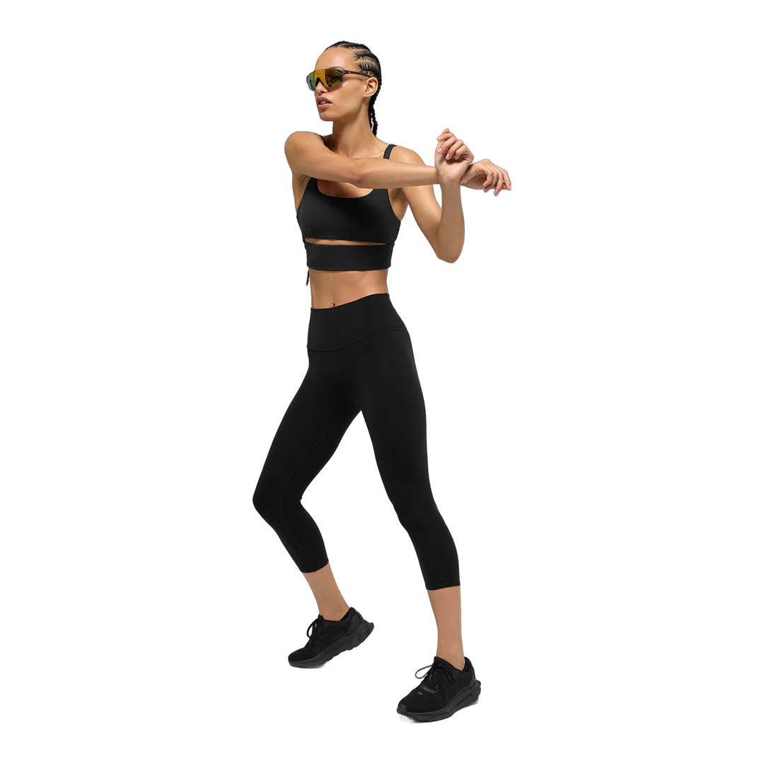 alo High-Waist Airbrush Capri - Black - Image 4
