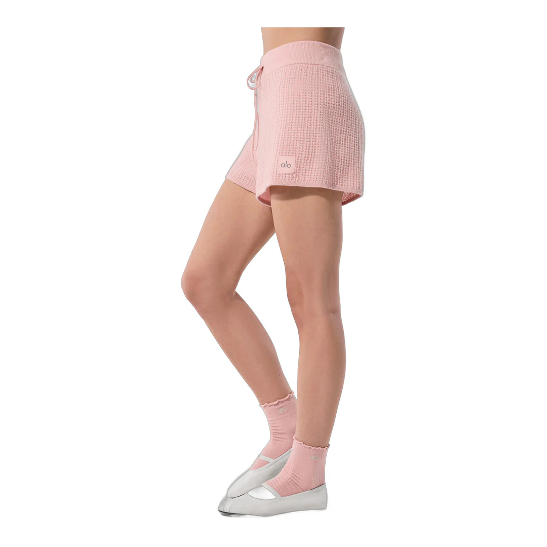 alo Cashmere High-Waist Plush Waffle Short - Pink Quartz - Image 4