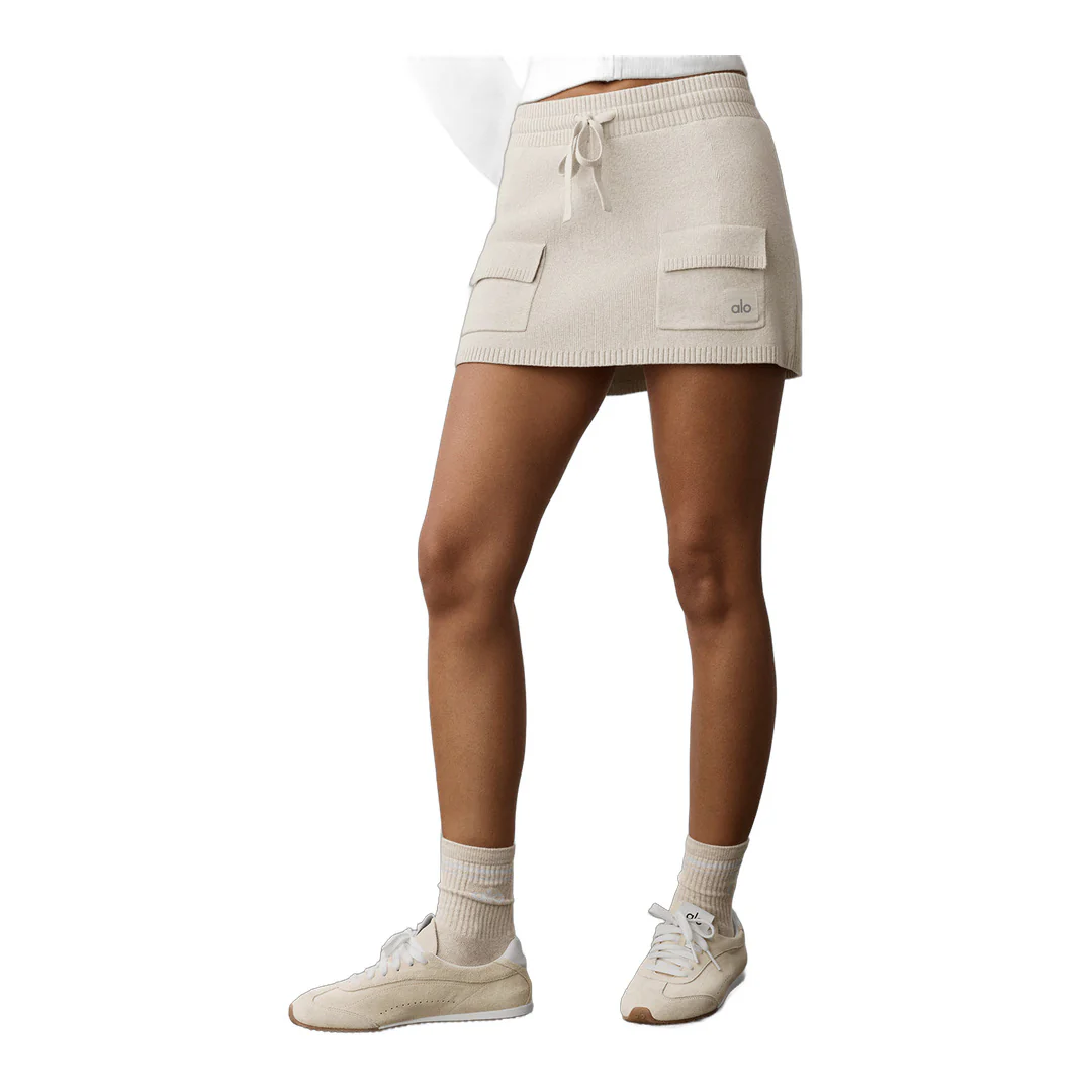 alo Scholar Knit Cargo Skirt - Oatmeal Heather - Image 5