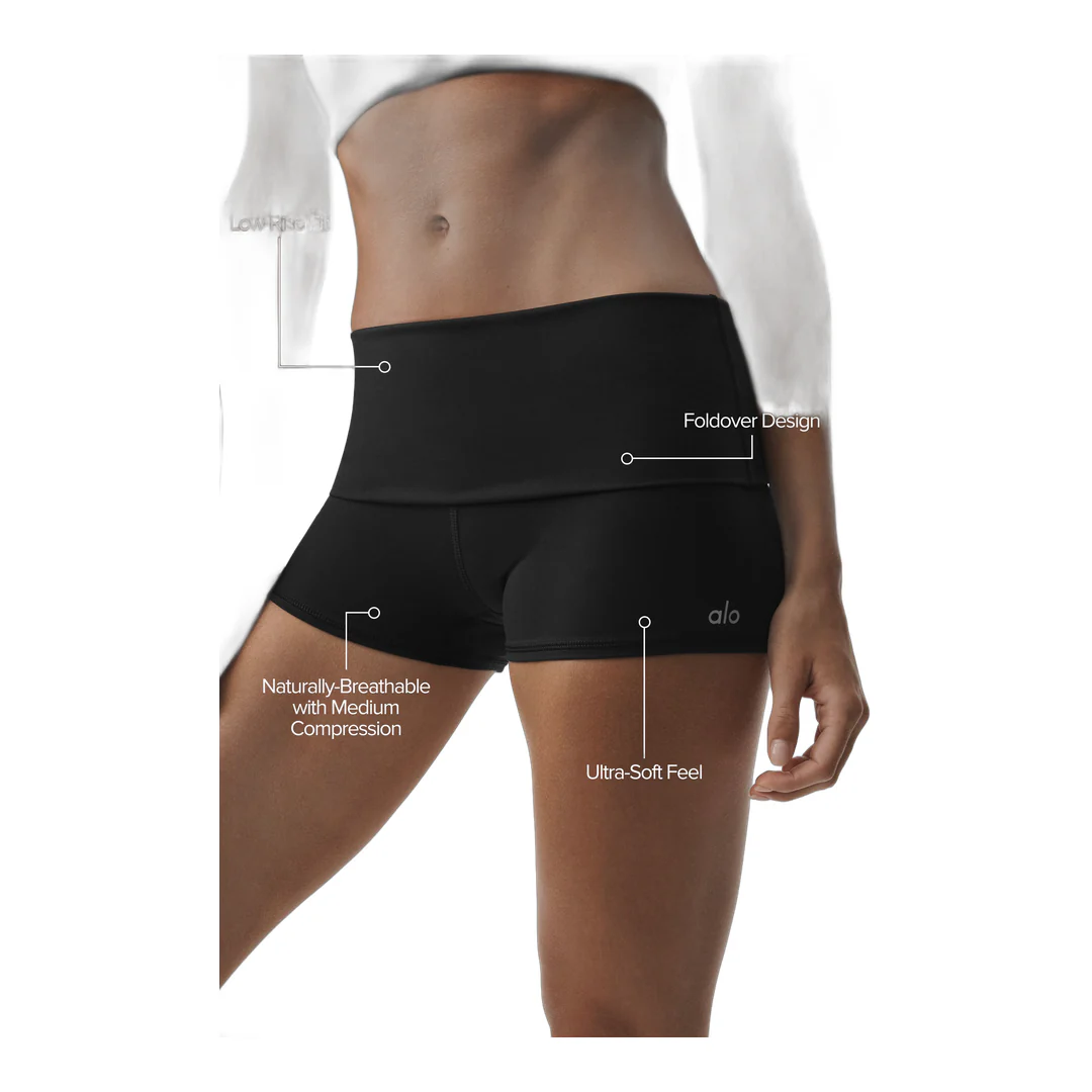 alo 3" ALO Softsculpt Low-Rise Foldover Short - Black - Image 2
