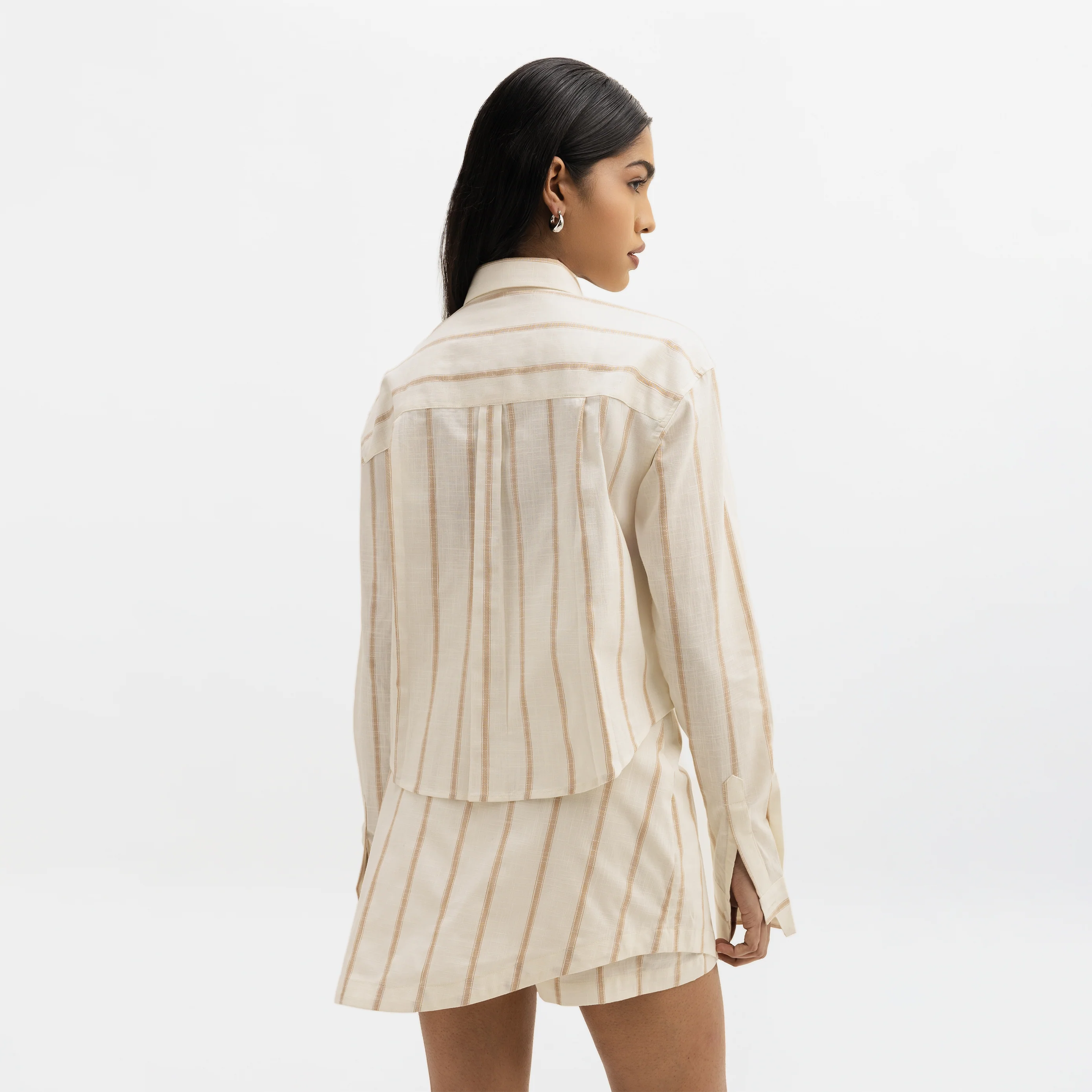 ASYMMETRICAL BUTTON DOWN SHIRT - BEIGE - Image 4