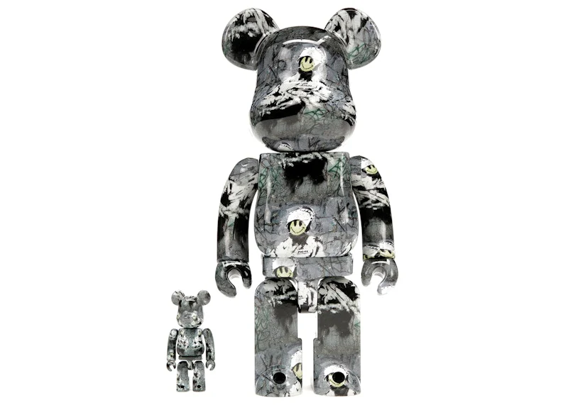 Bearbrick Riot Cop 100% & 400% Set
