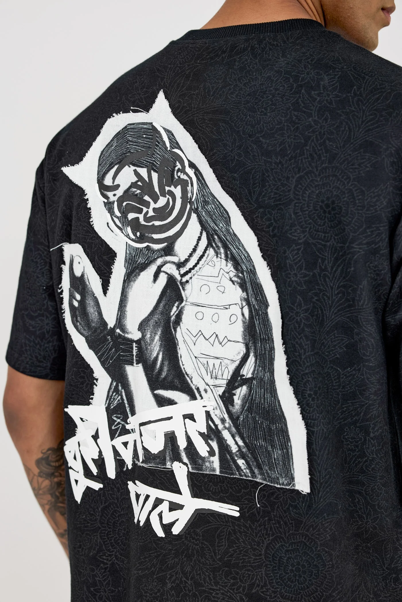 Buri Nazar' blockprint T-shirt - Image 5