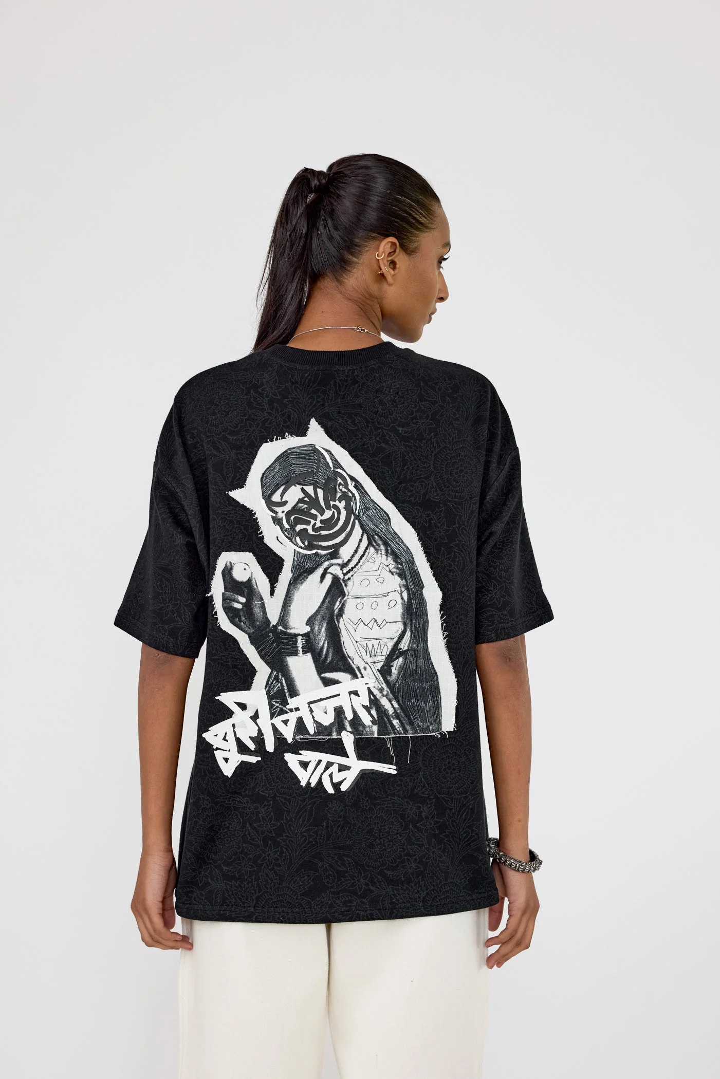 Buri Nazar' blockprint T-shirt - Image 8