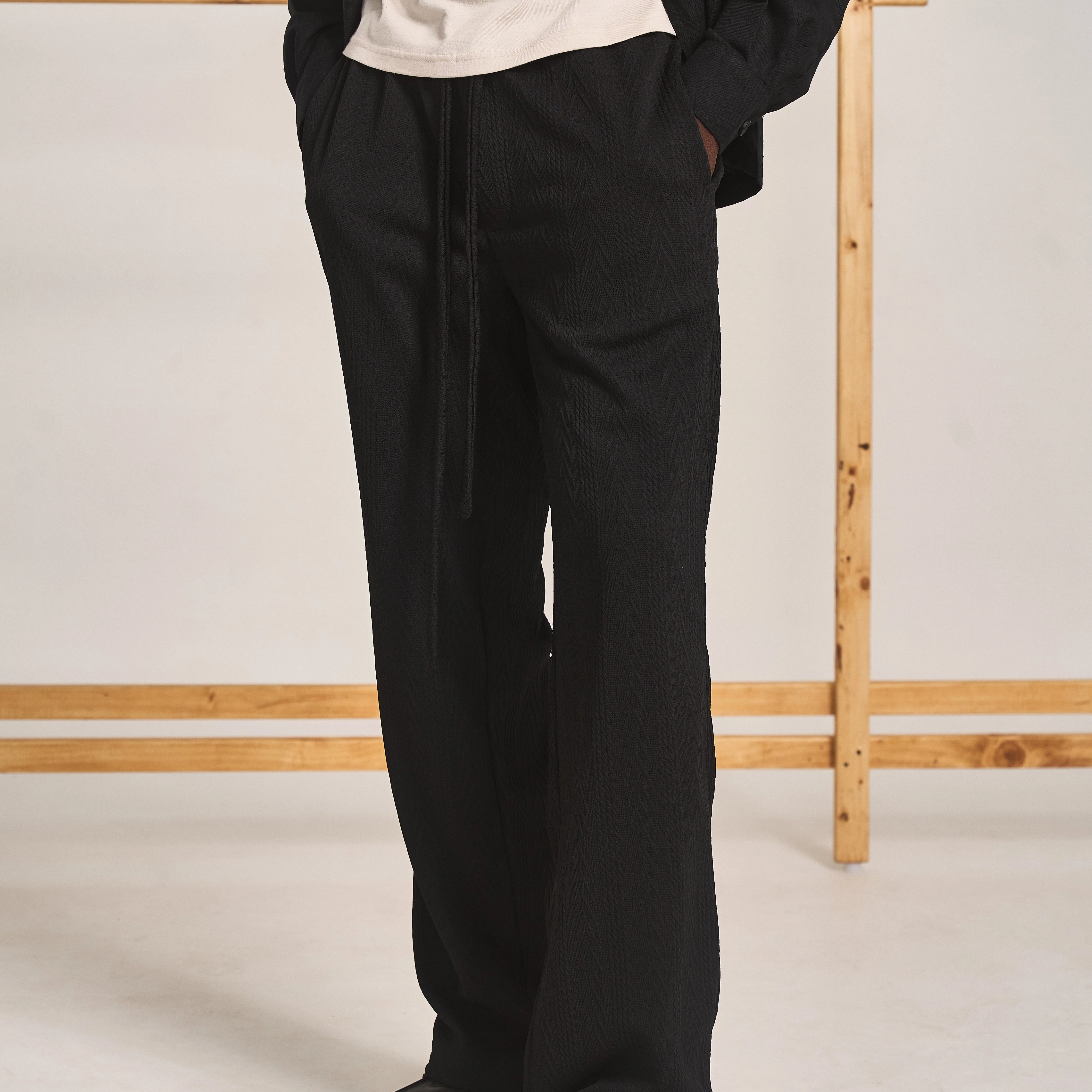 CABLE KNIT TROUSERS- SPACE BLACK - Image 3