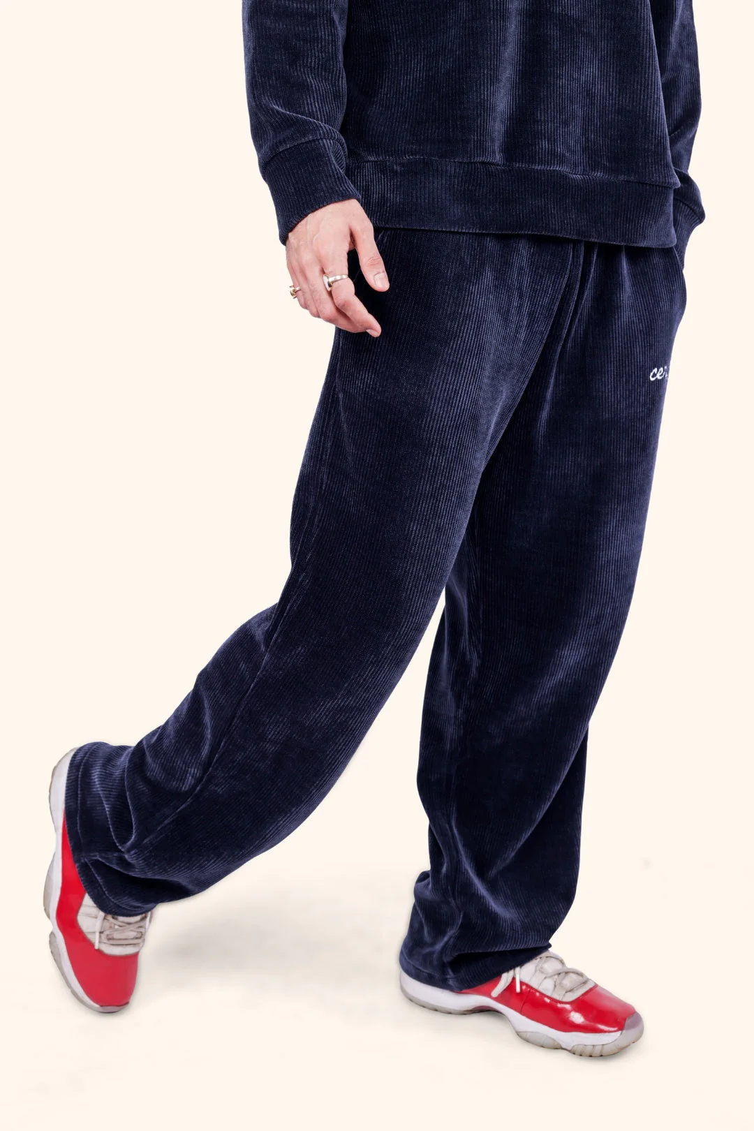 CERISE BREEZY CORD PANTS - NAVY BLUE - Image 4