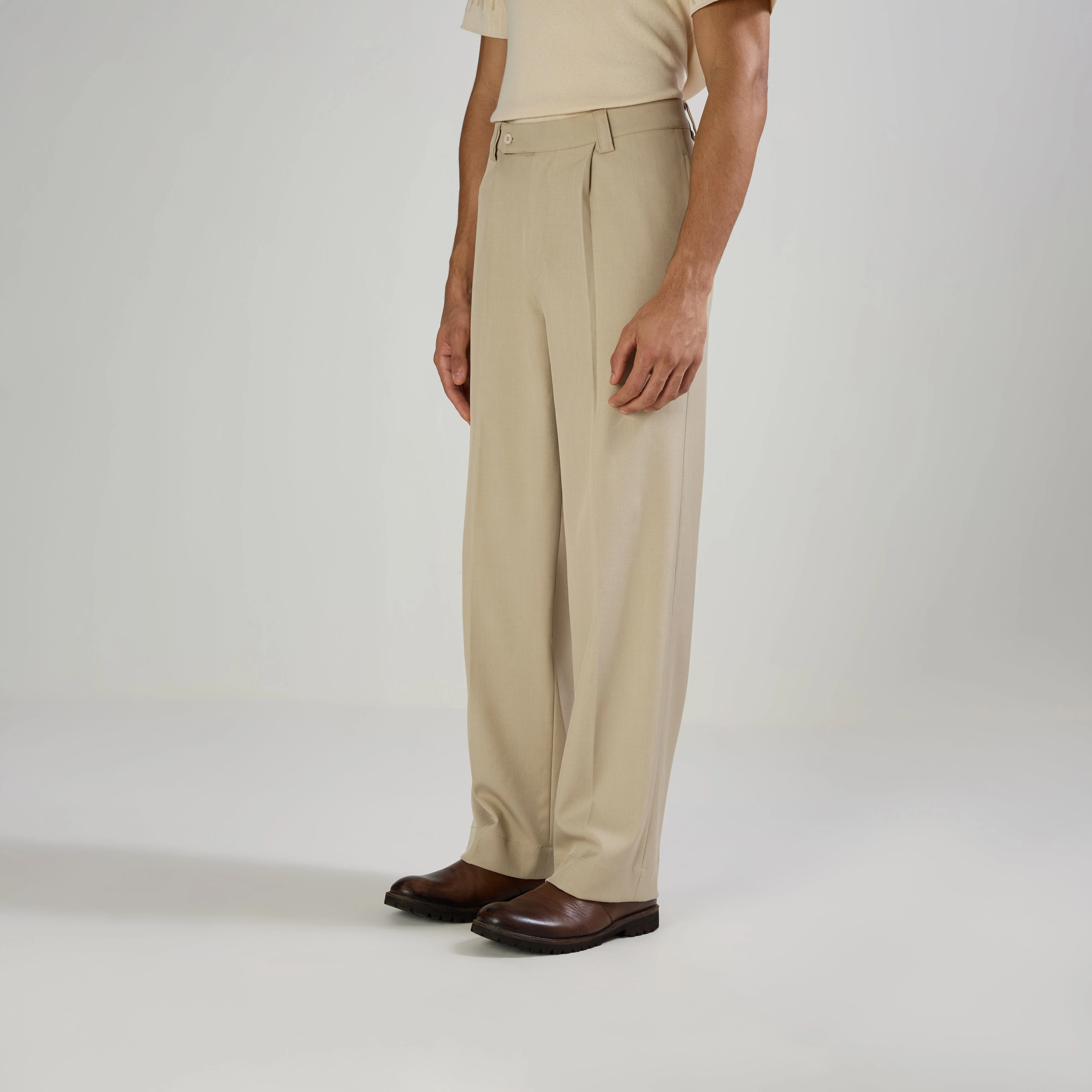 CLASSIC PLEATED TROUSERS - CREAM - Image 3