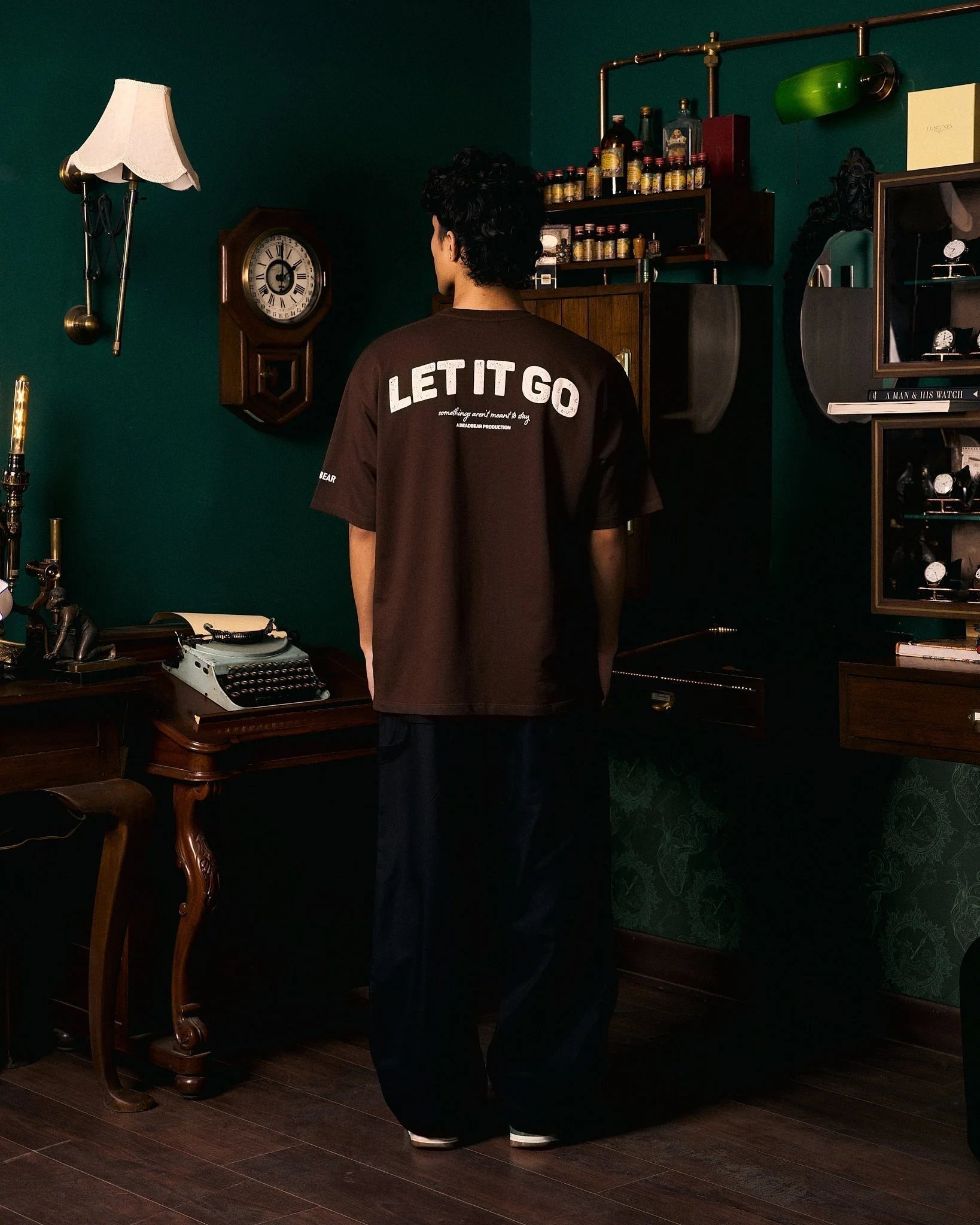 Closure Tee Brown - Image 10