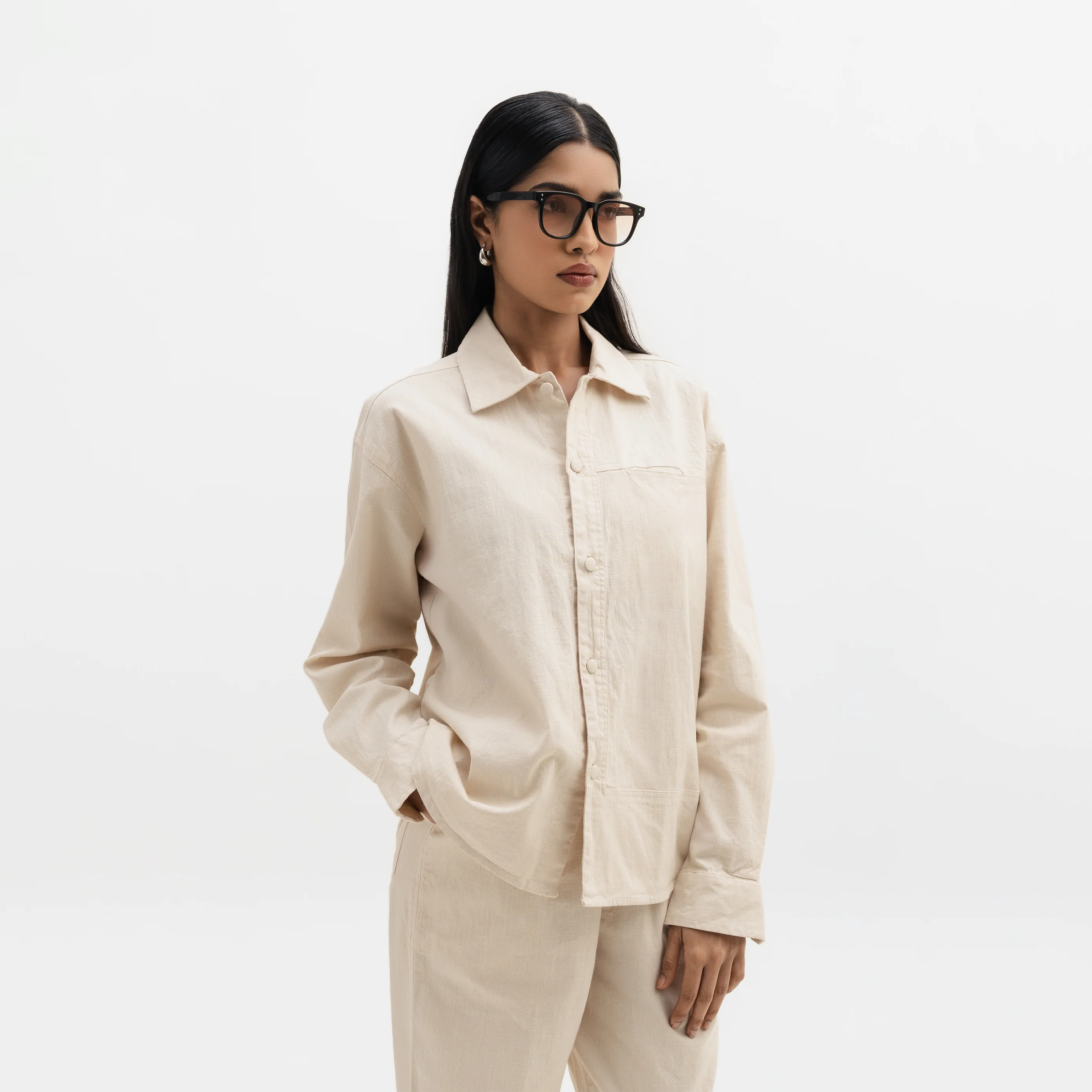 COTTON SPREAD COLLAR SHIRT - Image 2