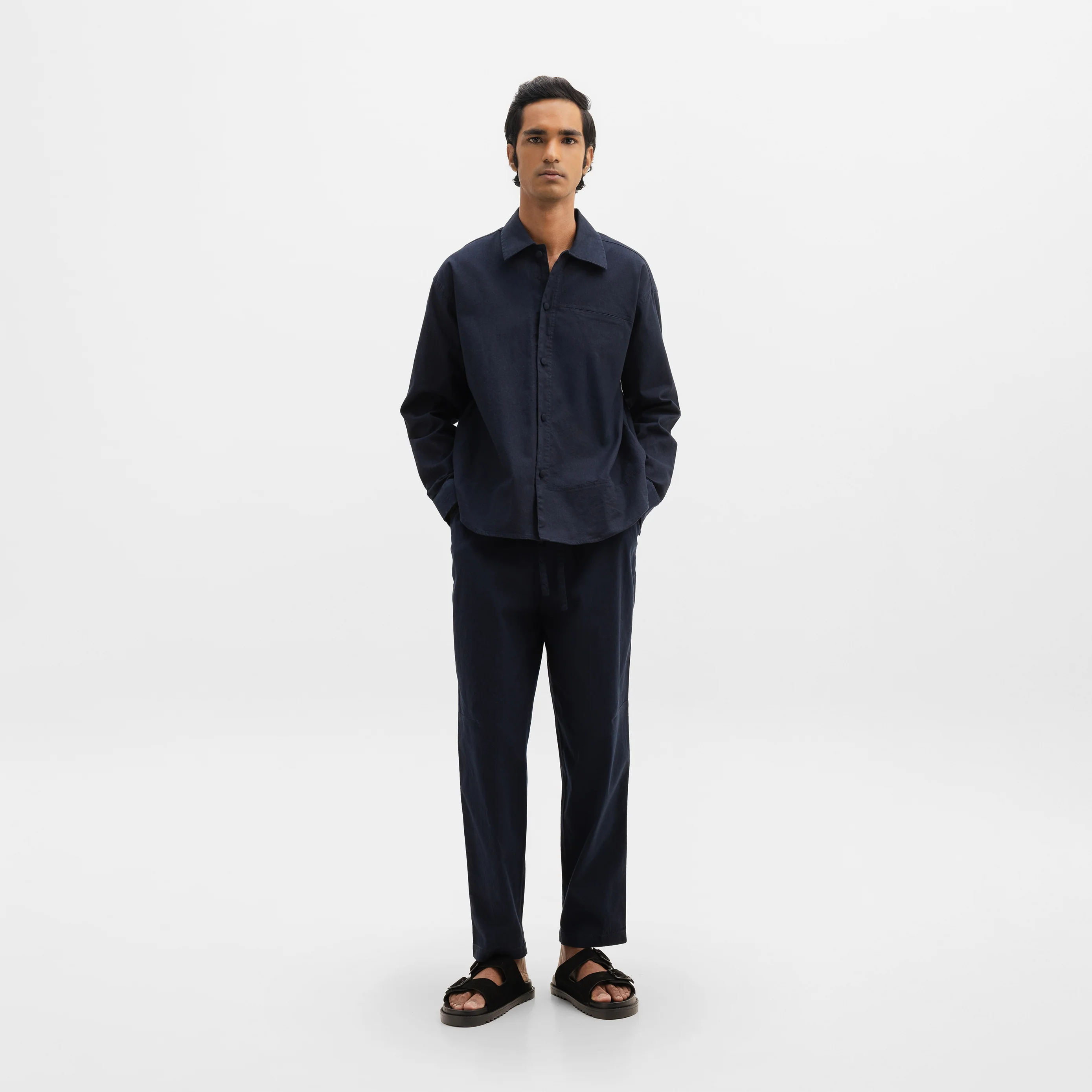 CURVED COTTON PANTS- NAVY - Image 4