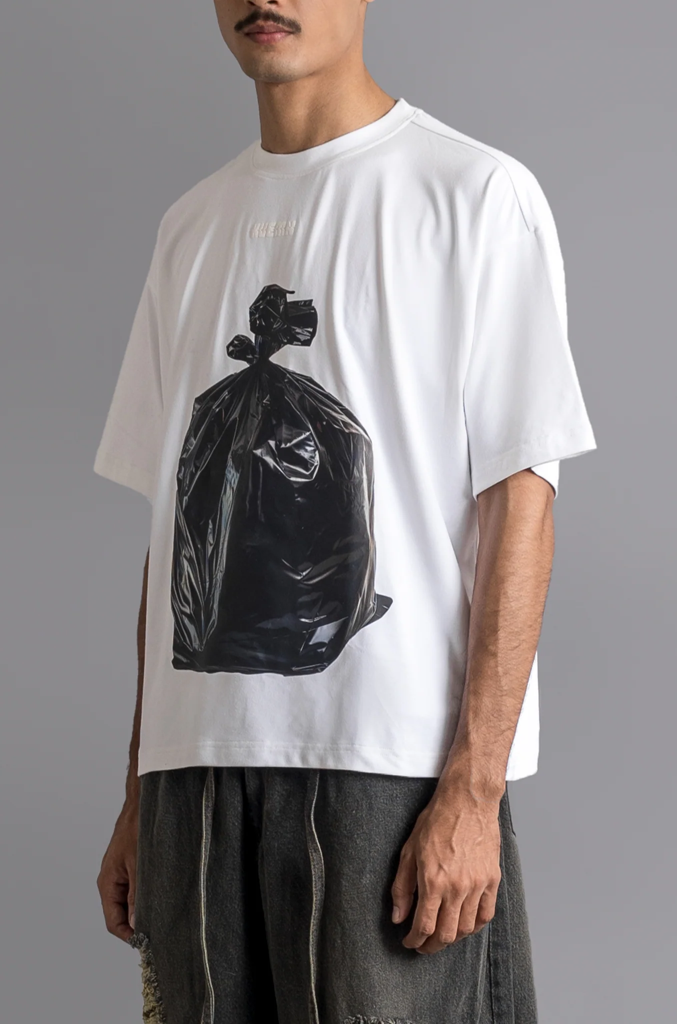 'Garbage bag' T-shirt (White) - Image 6