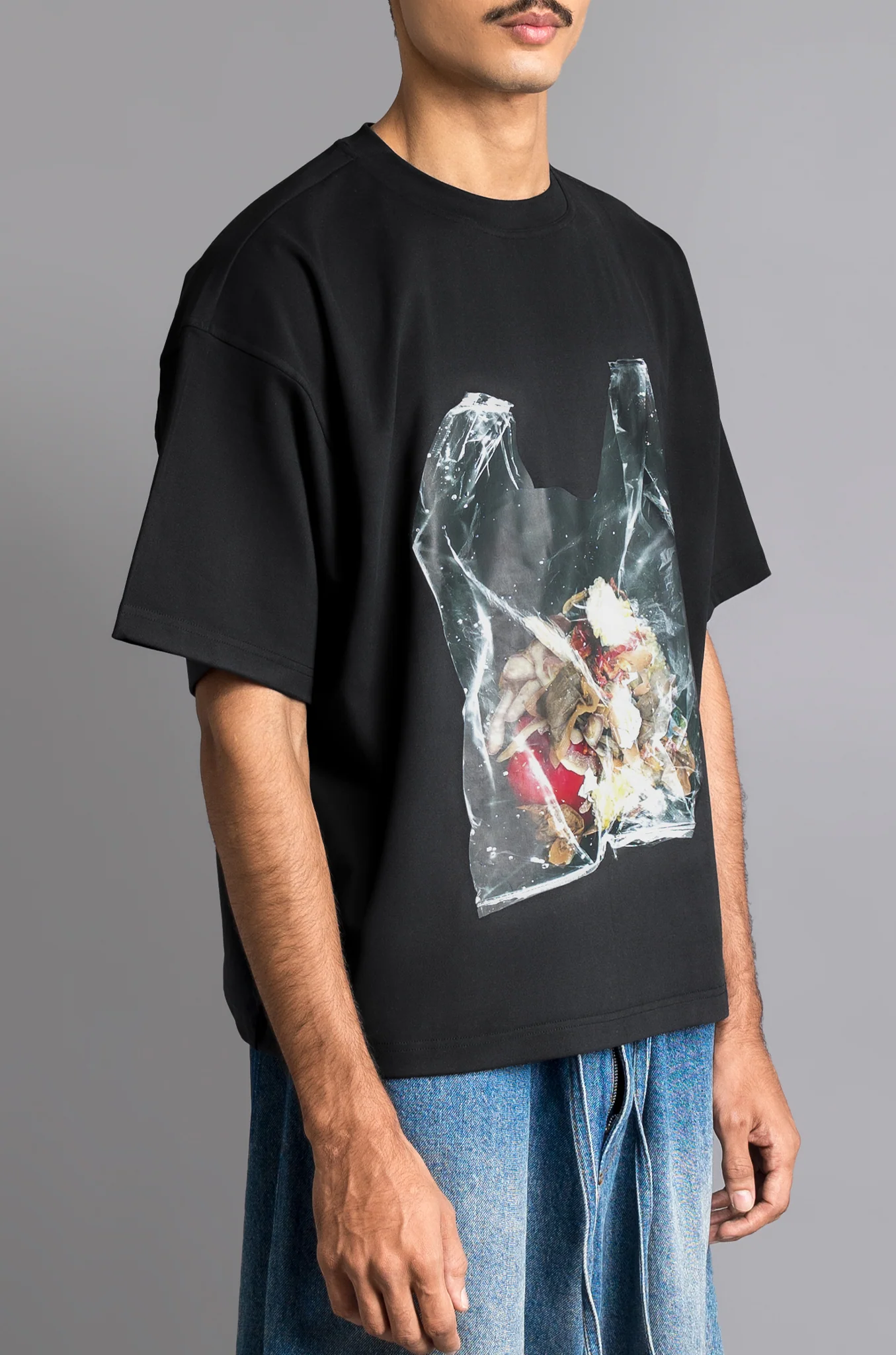 'Garbage' T-shirt (Black) - Image 6