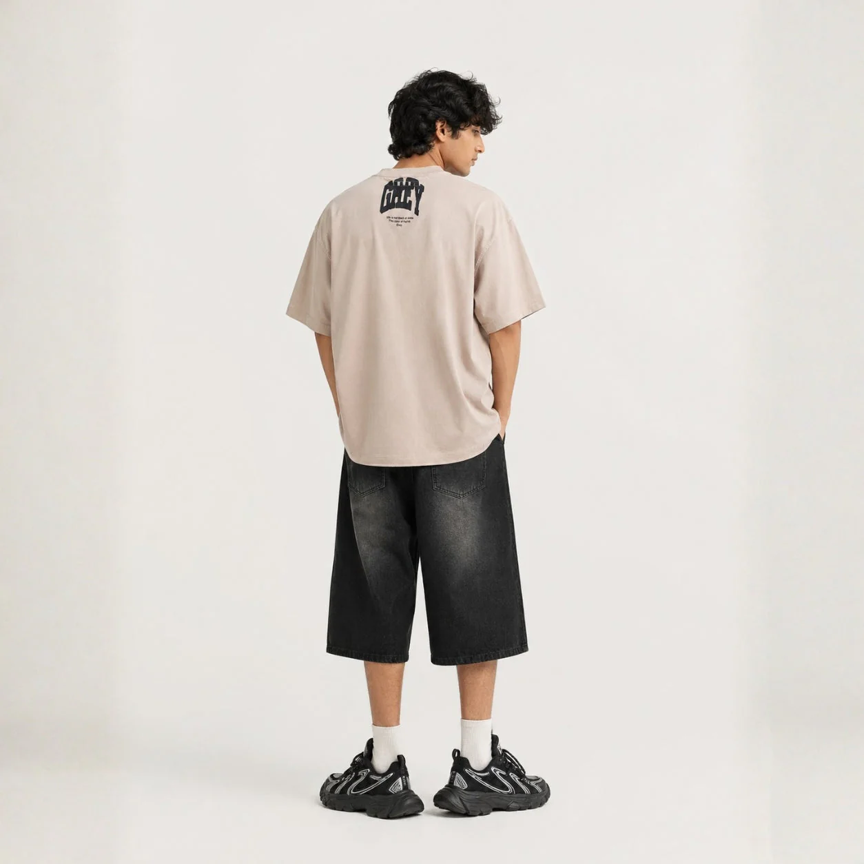 GREY AREA VARSITY TSHIRT - Image 6