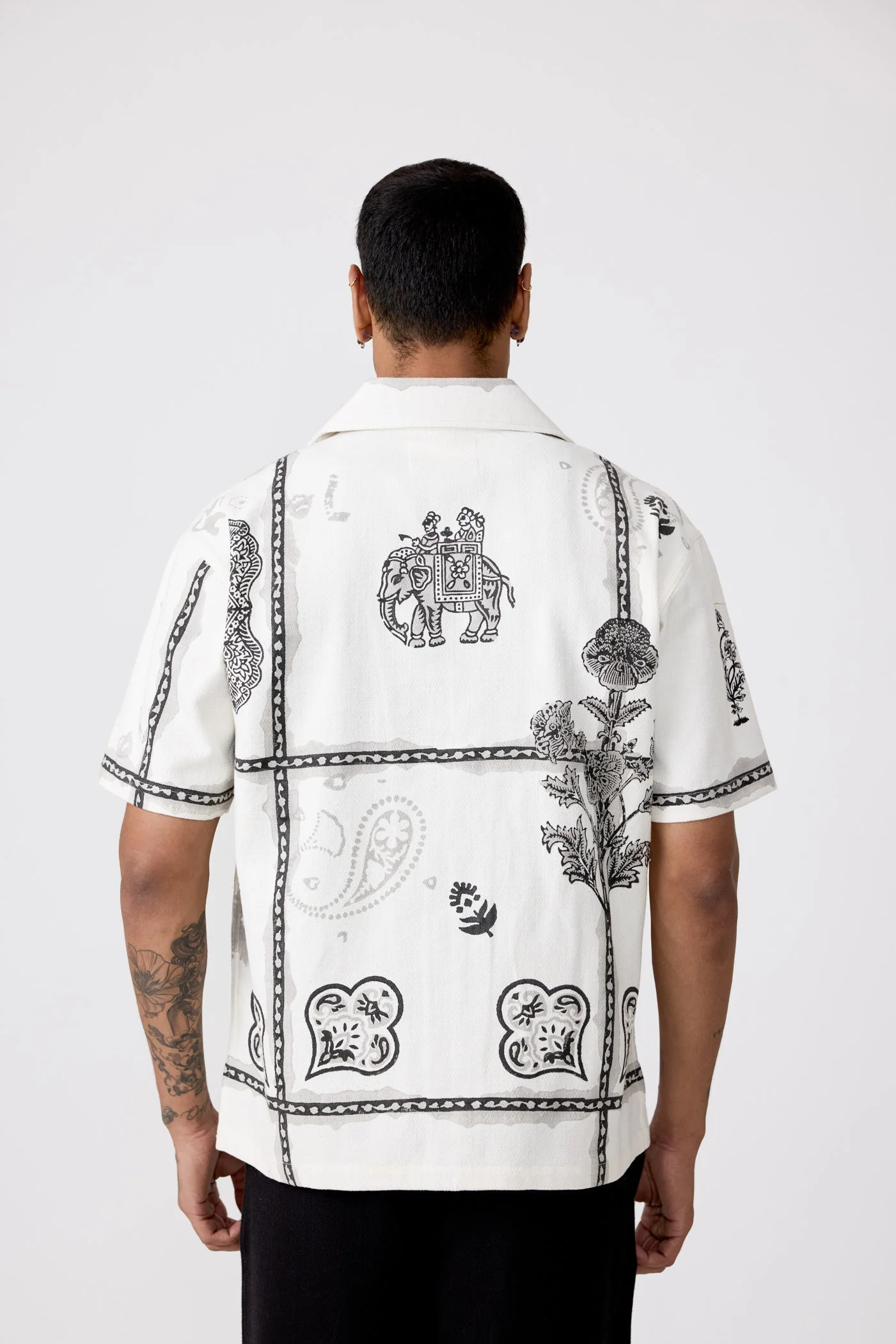 Greyscale handmade Shirt - Image 3