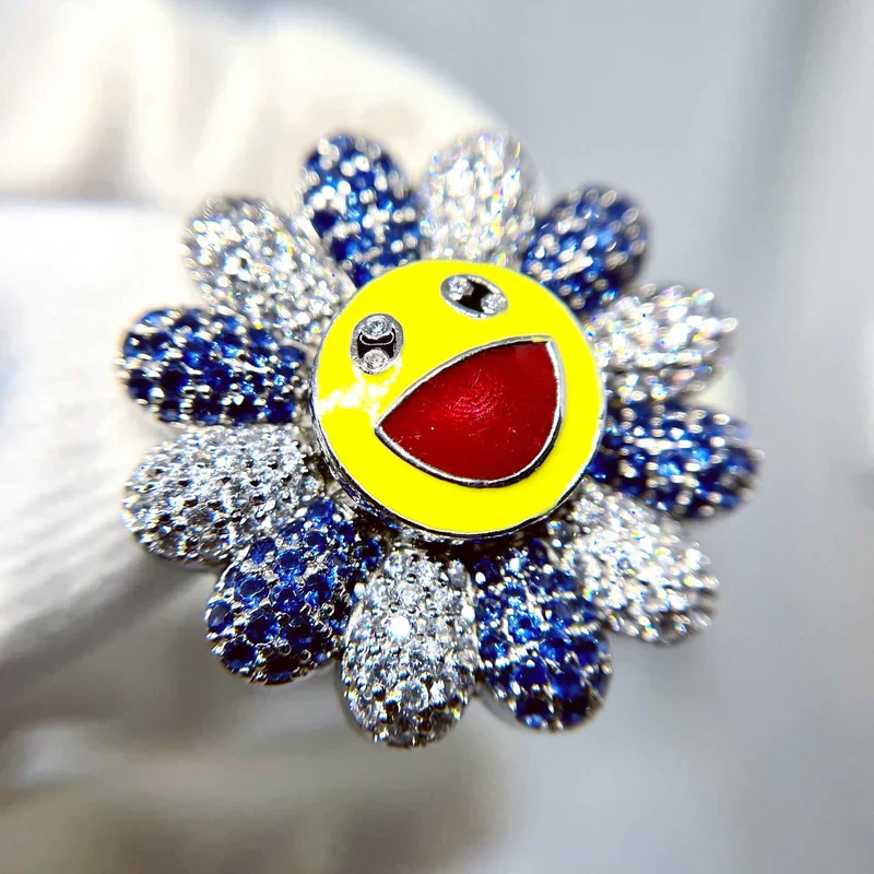 ICED SPINNING MURAKAMI FLOWER - Image 5