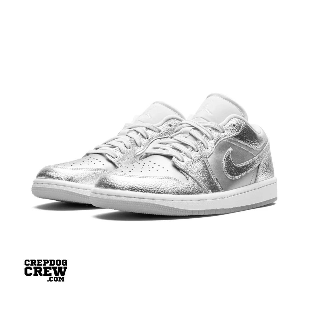 Jordan 1 Low SE Metallic Silver (W) - Image 2