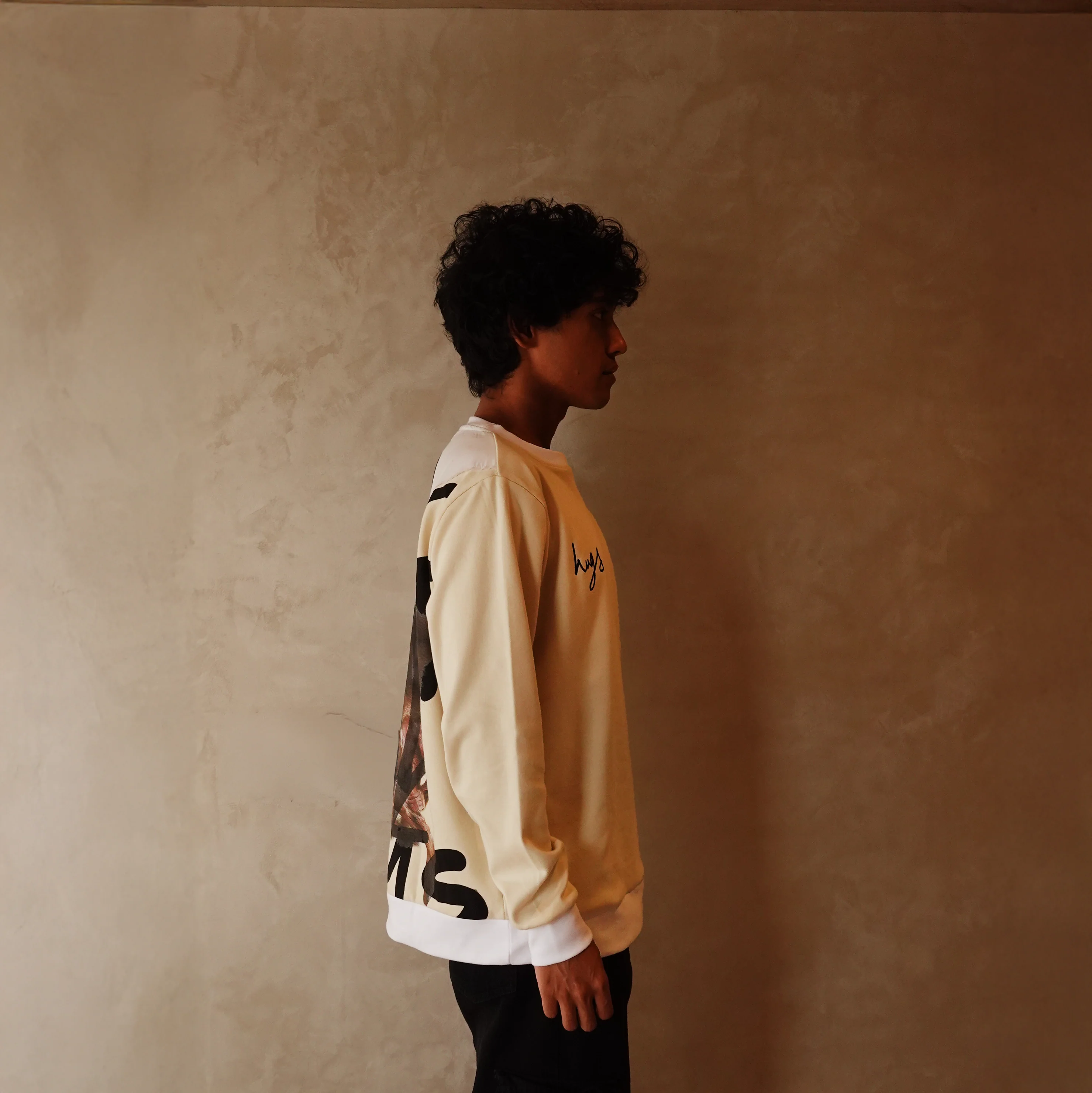 Long Hugs | Sweatshirt - Image 10