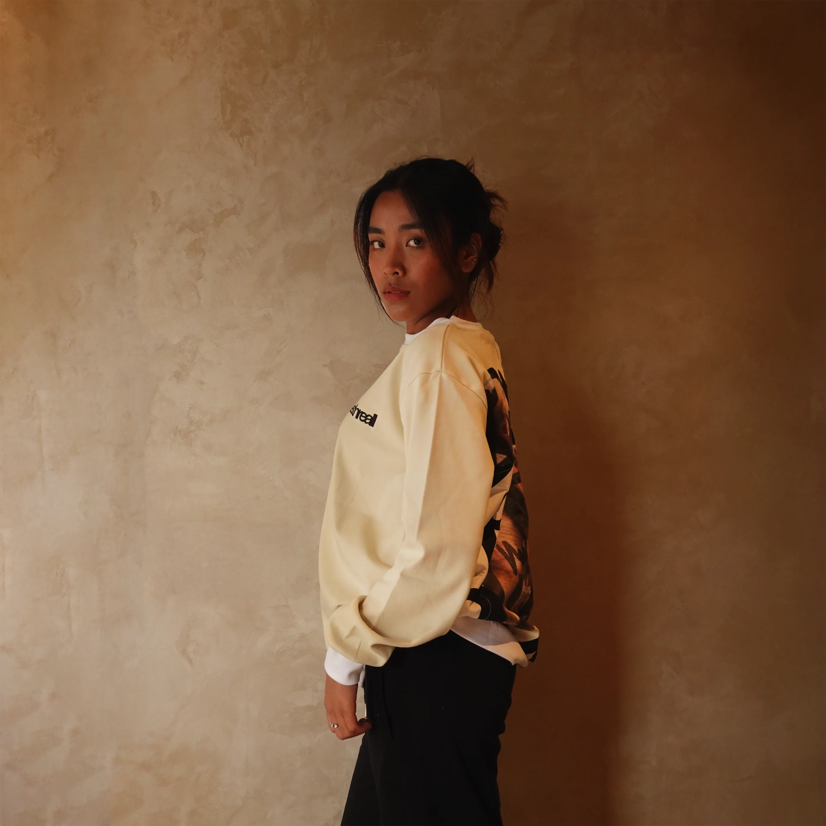 Long Hugs | Sweatshirt - Image 3