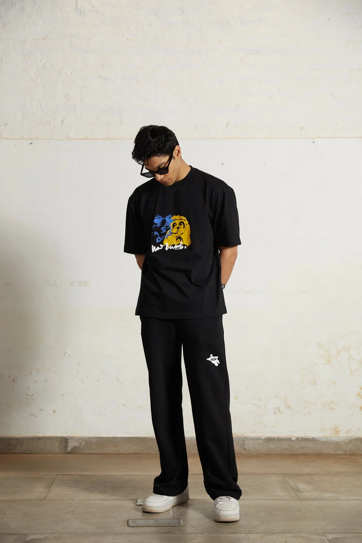 'New Friends' tee - Image 5